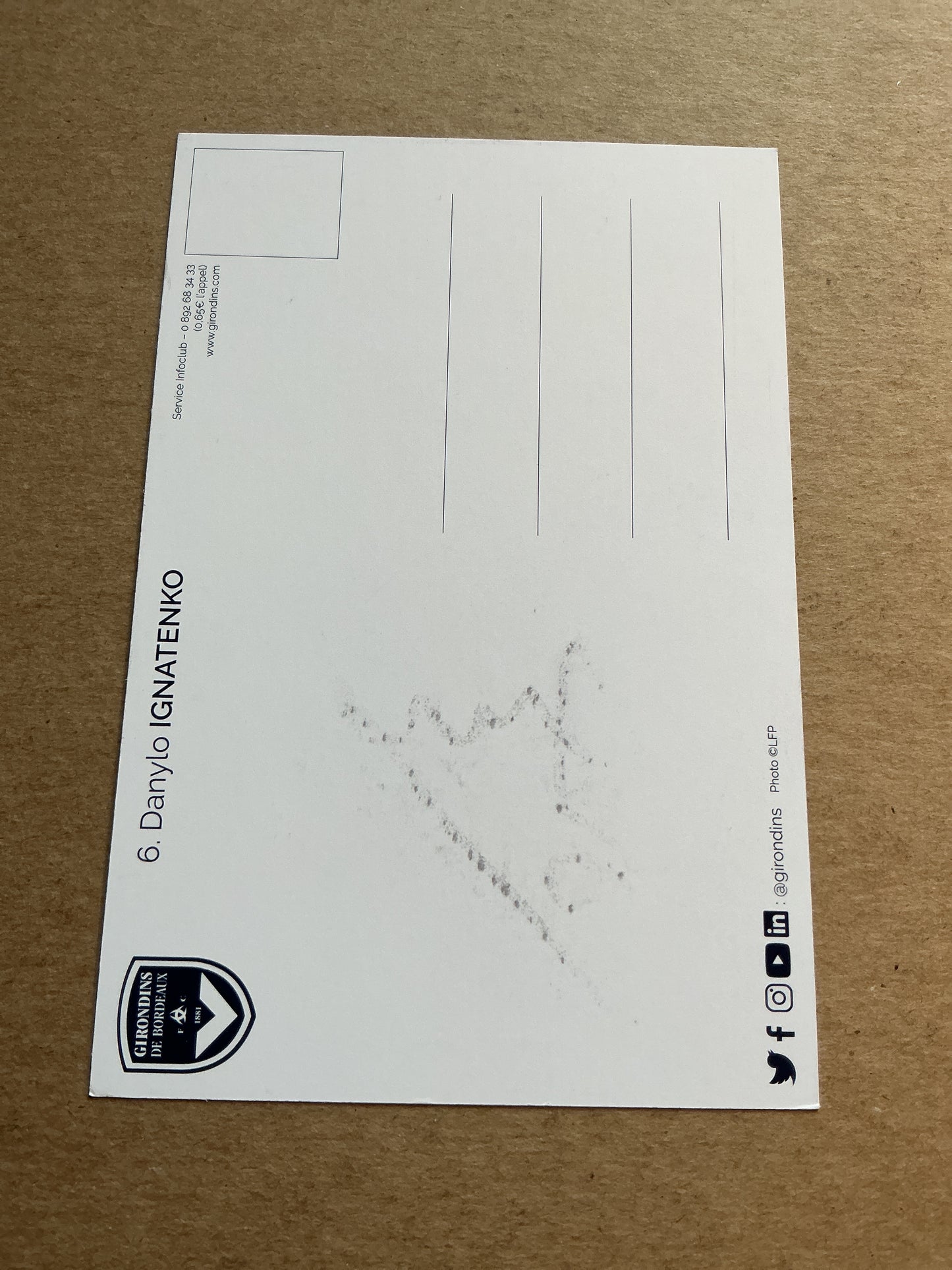 Danylo Igantenko, Ukraine 🇺🇦 Girondins Bordeaux 2021/22 hand signed