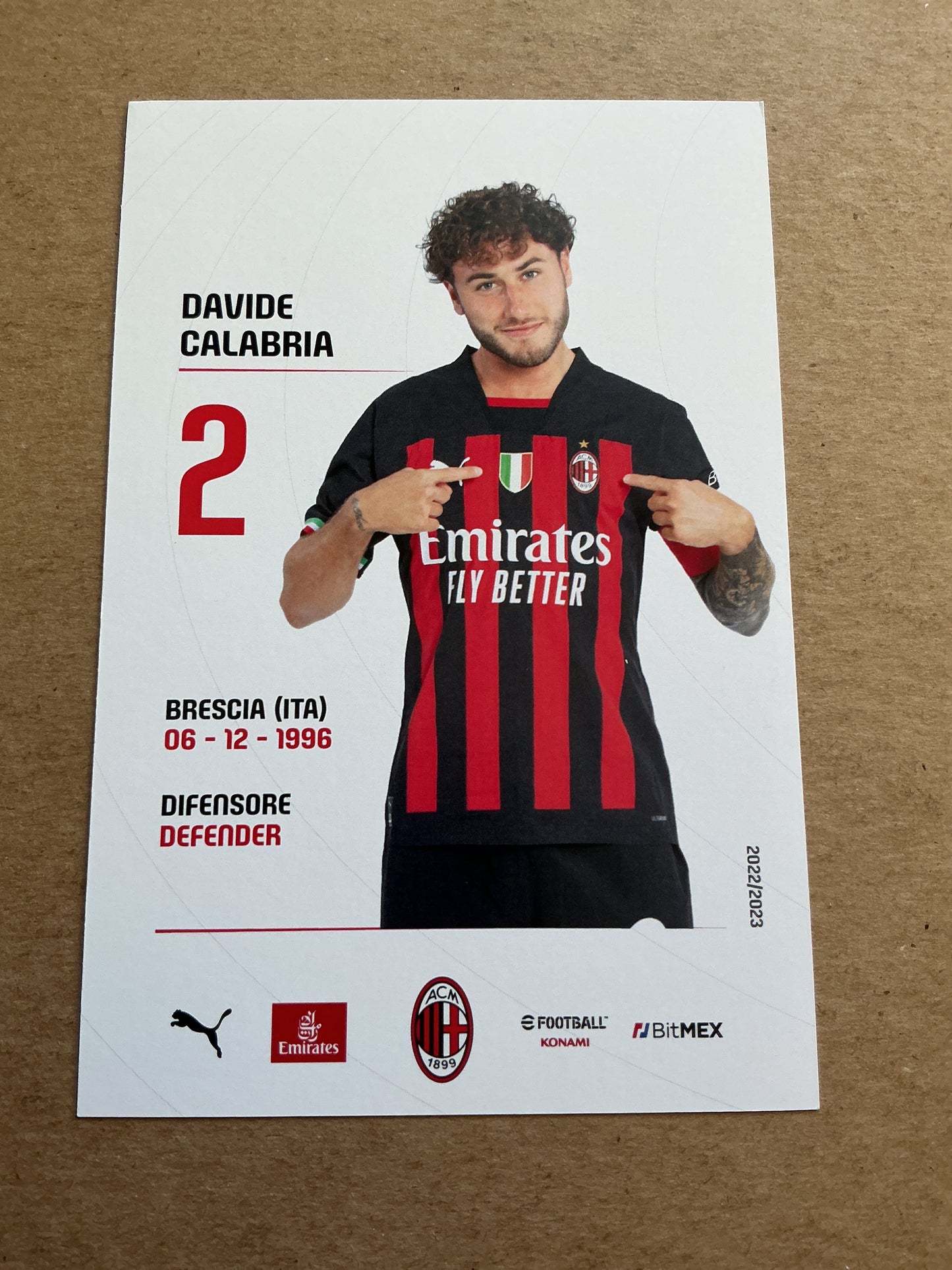 Davide Calabria, Italy 🇮🇹 AC Milan 2022/23 hand signed