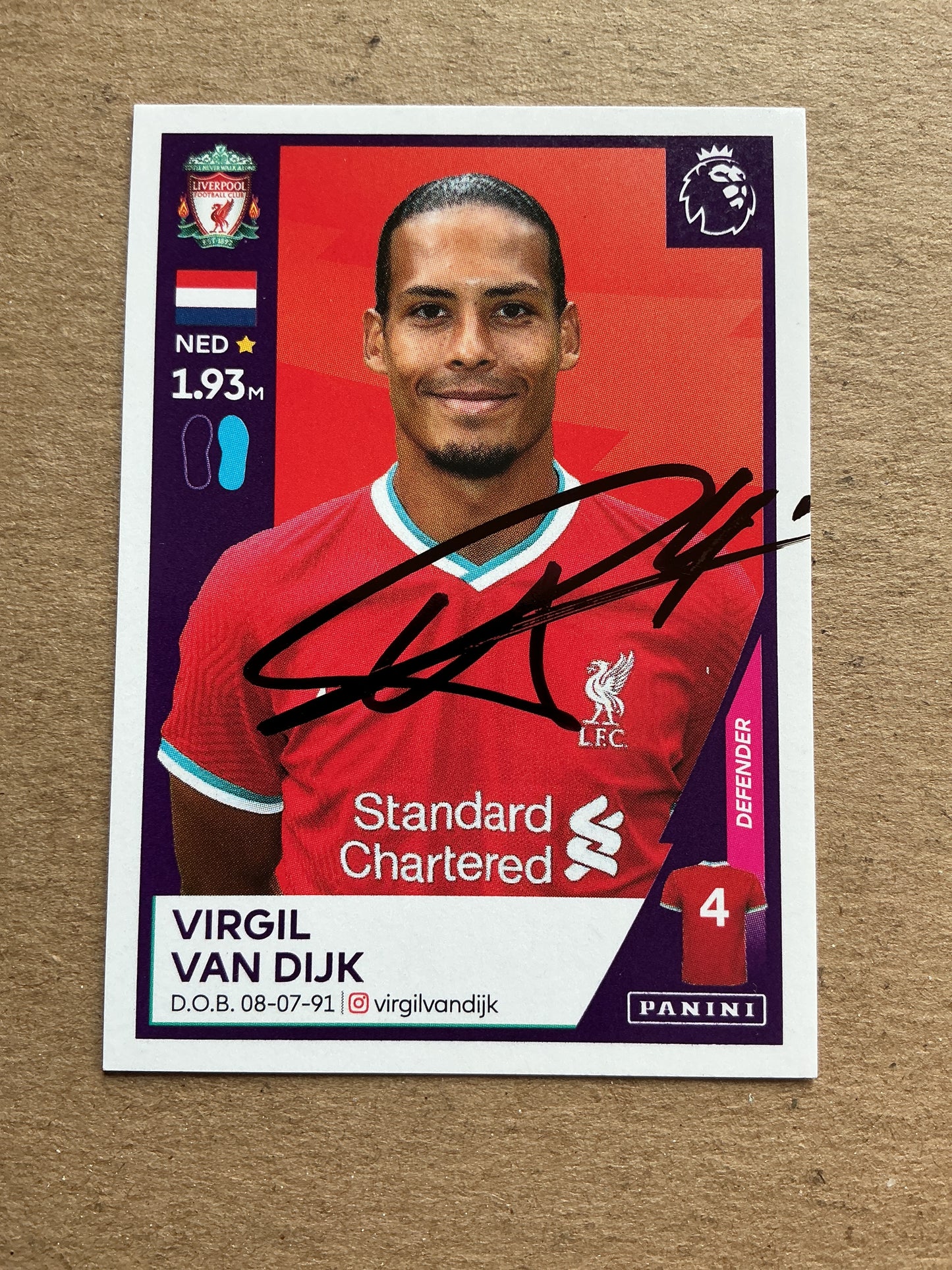 Virgil van Dijk, Netherlands 🇳🇱 Liverpool FC 2021 Panini hand signed