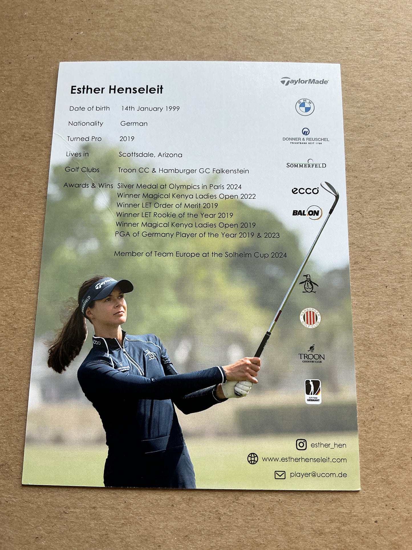 Esther Henseleit, Germany 🇩🇪 Golf Summer Olympics 2024 hand signed