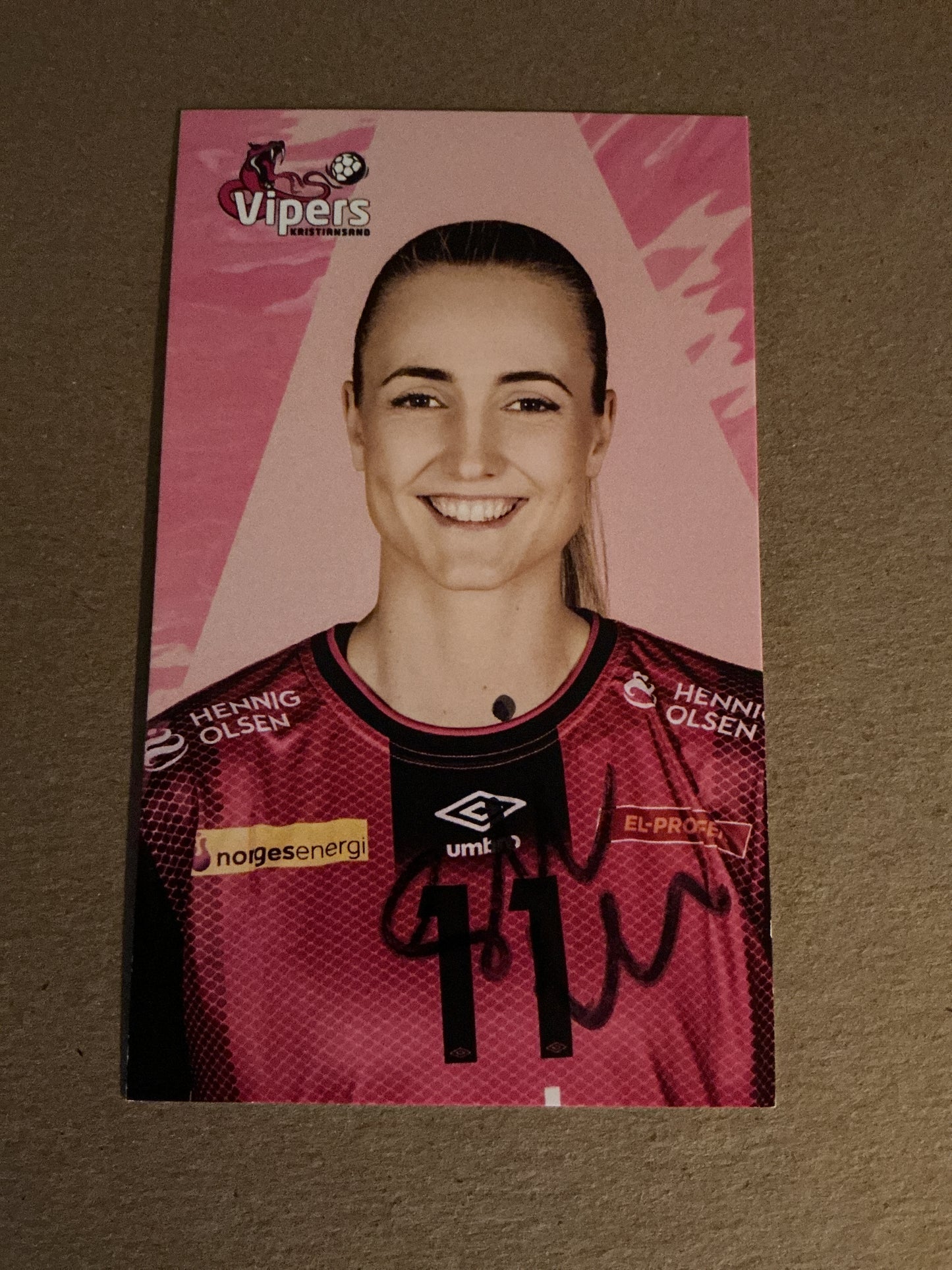 Silje Katrine Waade, Norway 🇳🇴 Handball Vipers 2021/22 hand signed