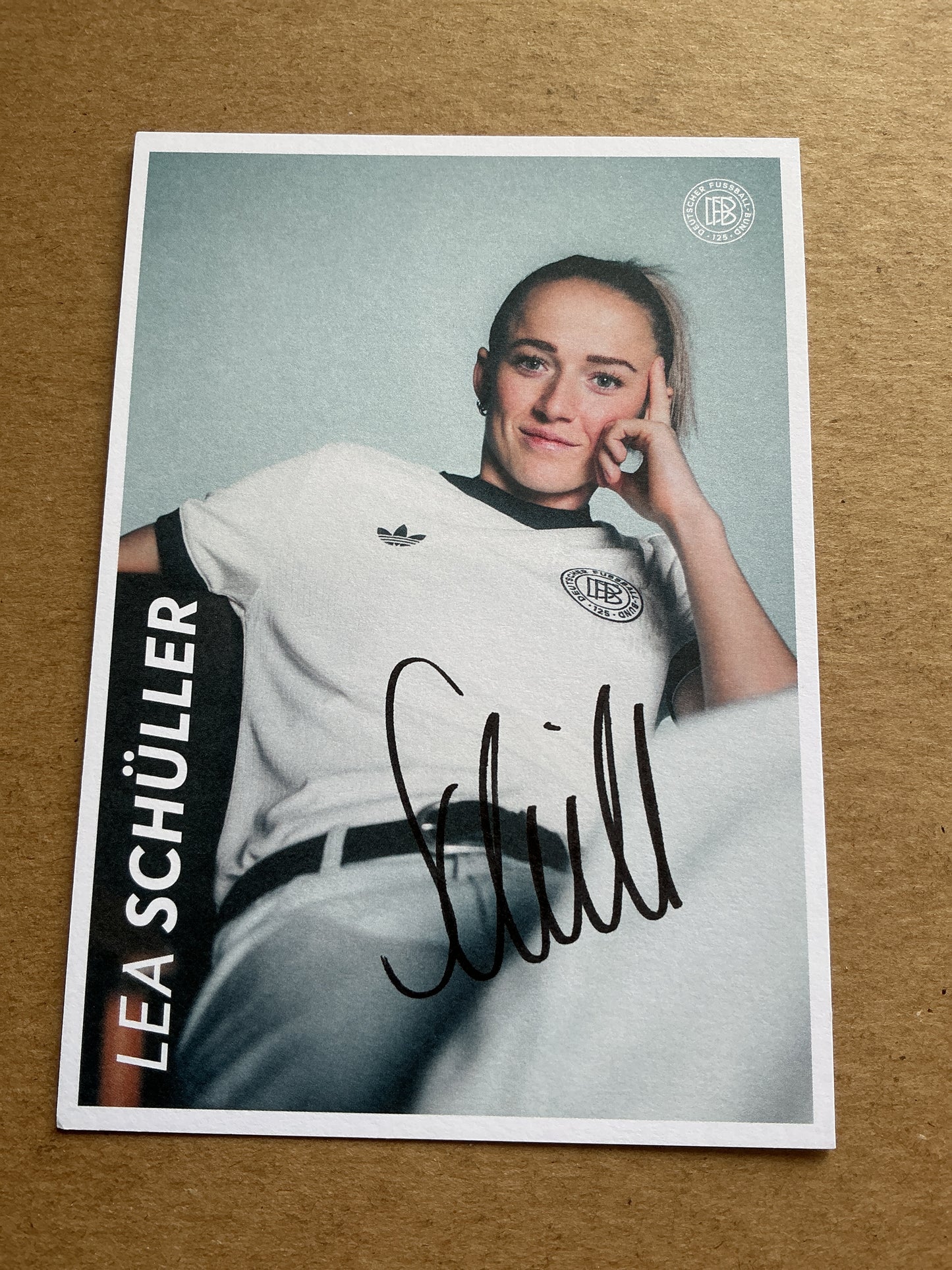 Lea Schüller, Germany 🇩🇪 Women’s Euro Cup 2025 hand signed