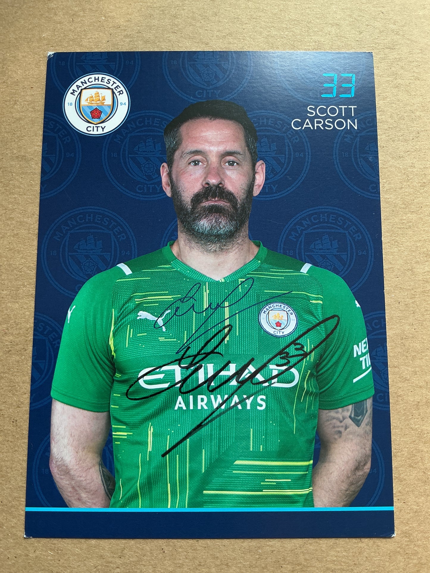 Scott Carson, England 🏴󠁧󠁢󠁥󠁮󠁧󠁿 Manchester City 2021/22 hand signed