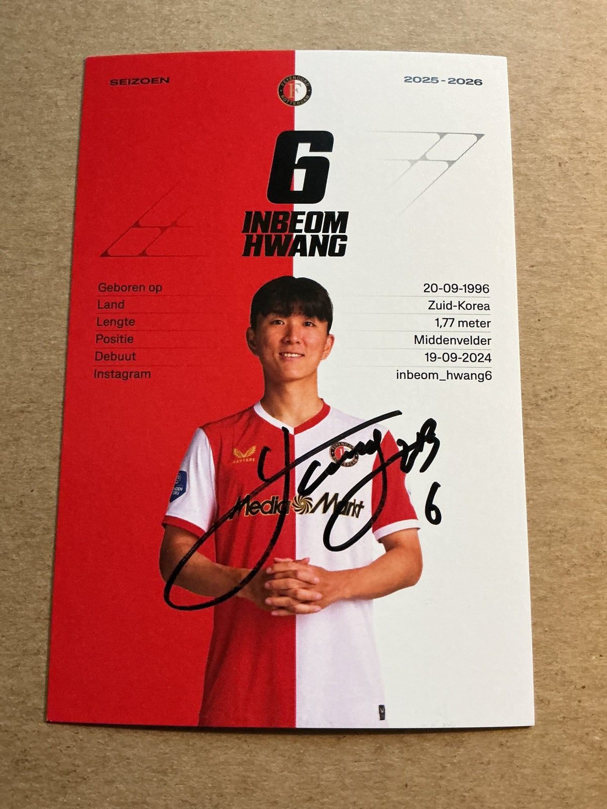 Inbeom Hwang, South Korea 🇰🇷 Feyenoord Rotterdam 2025/26 hand signed - Autographs-World