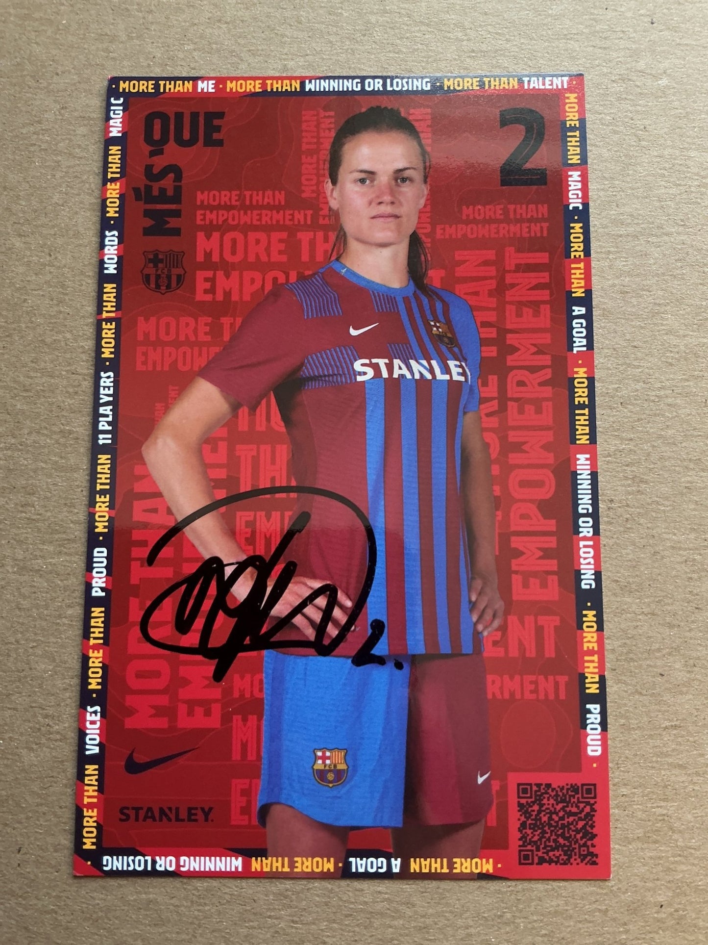 Irene Paredes, Spain 🇪🇸 FC Barcelona 2021/22 hand signed - Autographs-World