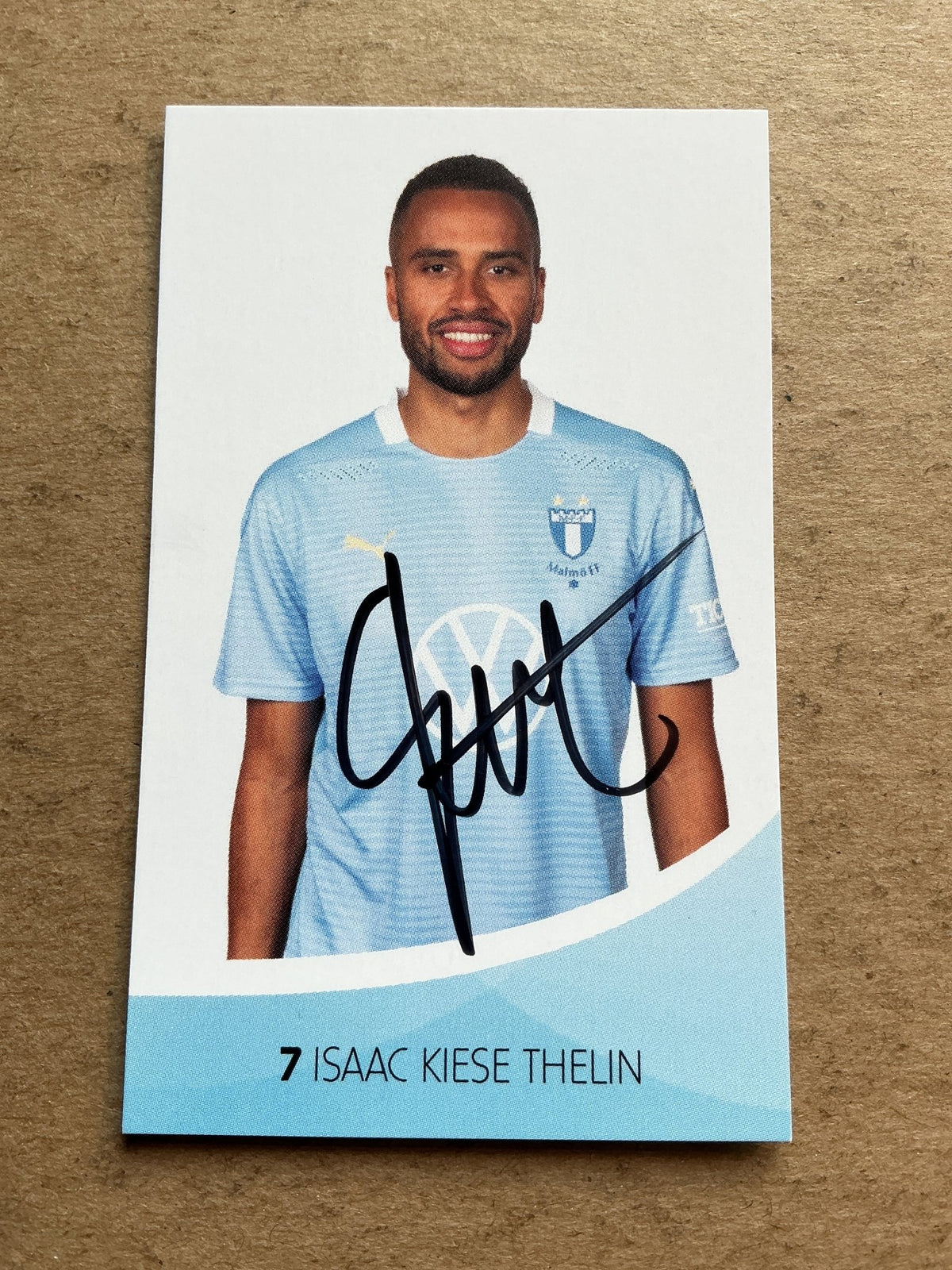 Isaac Kiese Thelin, Sweden 🇸🇪 Malmö FF 2020/21 hand signed - Autographs-World