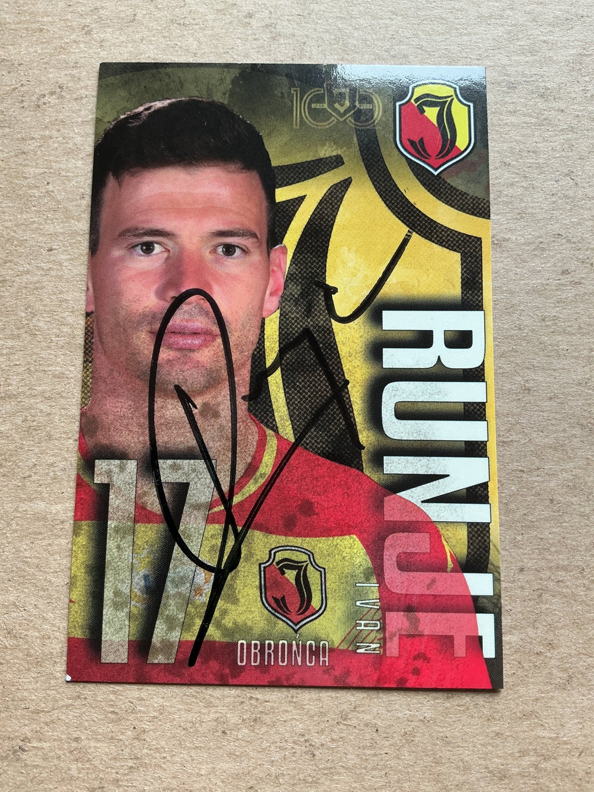 Ivan Runje, Croatia 🇭🇷 Jagiellonia Białystok 2020/21 hand signed - Autographs-World