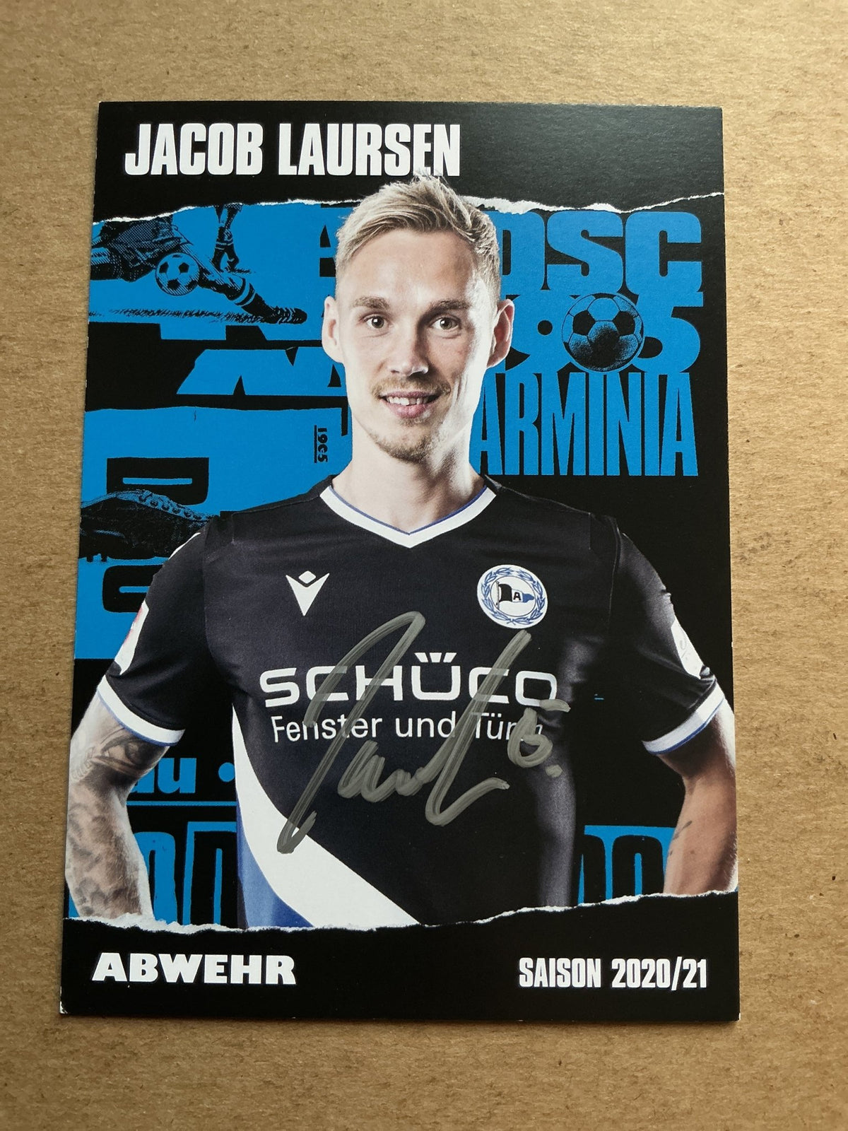 Jacob Laursen, Denmark 🇩🇰 Arminia Bielefeld 2020/21 hand signed - Autographs-World