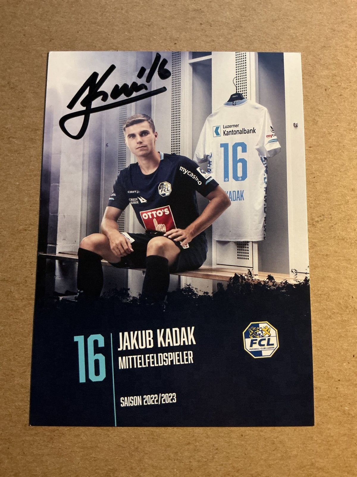Jakub Kadak, Slovakia 🇸🇰 FC Luzern 2022/23 hand signed - Autographs-World