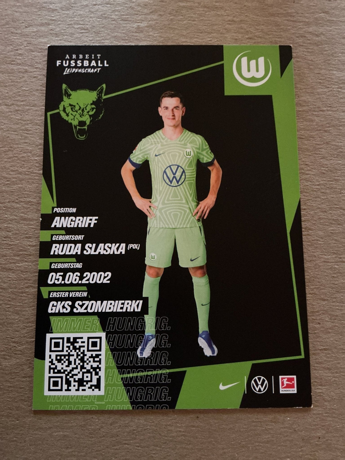 Jakub Kaminski, Poland 🇵🇱 VfL Wolfsburg 2022/23 hand signed - Autographs-World