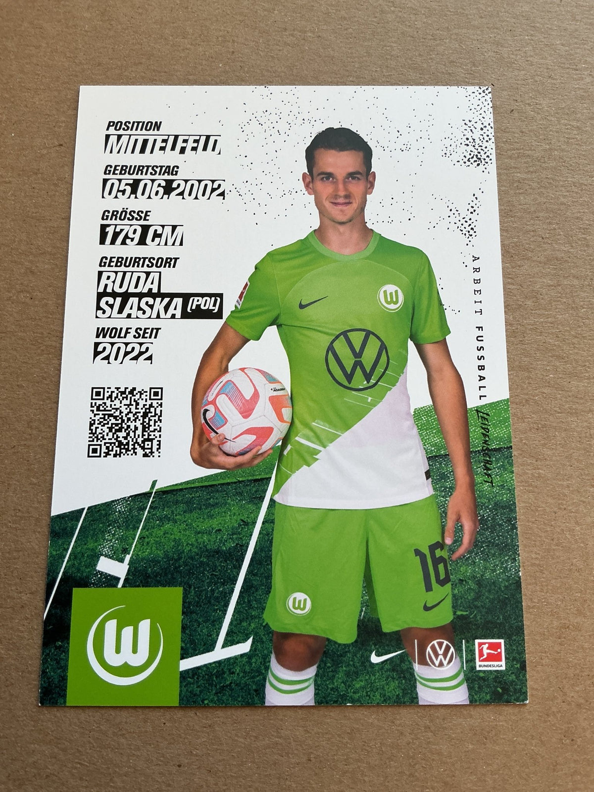 Jakub Kaminski, Poland 🇵🇱 VfL Wolfsburg 2023/24 hand signed - Autographs-World
