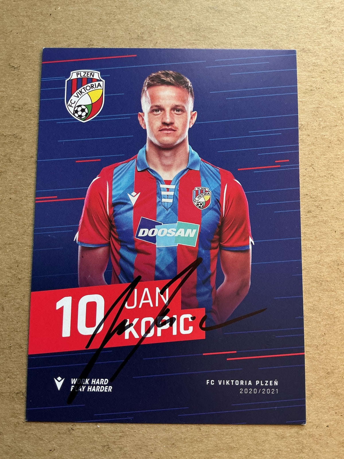 Jan Kopic, Czech Republic 🇨🇿 FC Viktoria Plzeň 2020/21 hand signed - Autographs-World