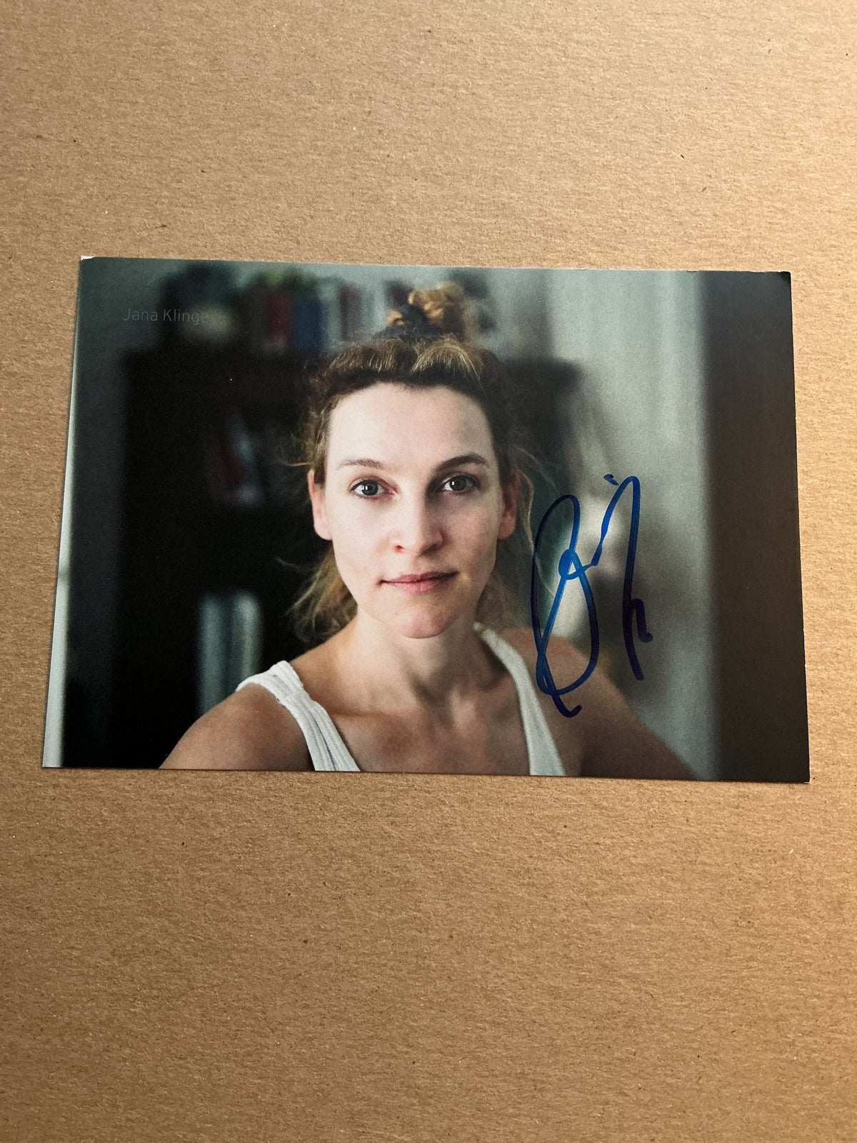 Jana Klinge, Germany 🇩🇪 Actress 2024 hand signed - Autographs-World