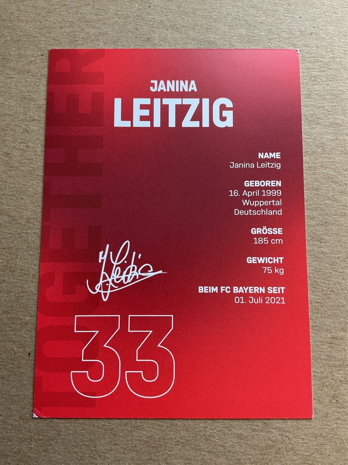 Janina Leitzig, Germany 🇩🇪 FC Bayern München 2021/22 hand signed - Autographs-World