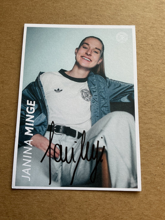 Janina Minge, Germany 🇩🇪 Women’s Euro Cup 2025 hand signed - Autographs-World
