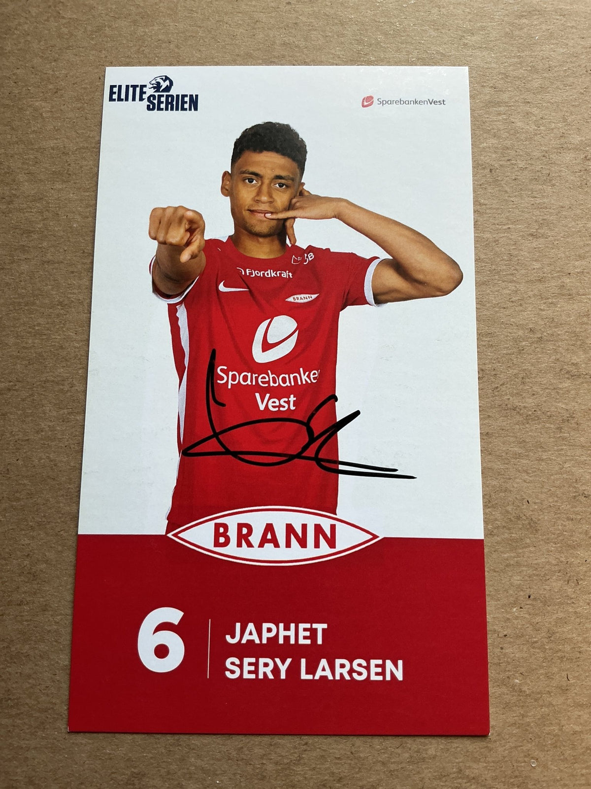 Japhet Sery Larsen, Denmark 🇩🇰 SK Brann 2023/24 hand signed - Autographs-World