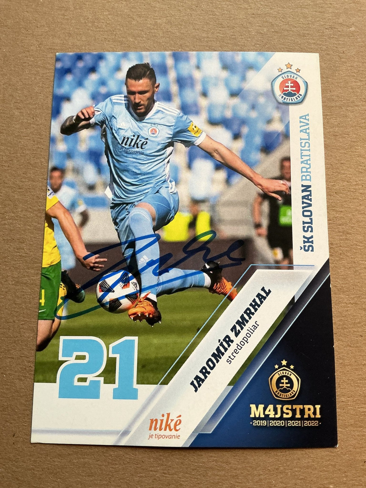 Jaromír Zmrhal, Czech Republic 🇨🇿 ŠK Slovan Bratislava 2022/23 hand signed - Autographs-World