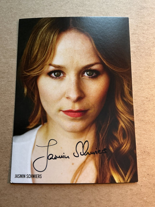 Jasmin Schwiers, Germany 🇩🇪 Actress 2026 hand signed - Autographs-World