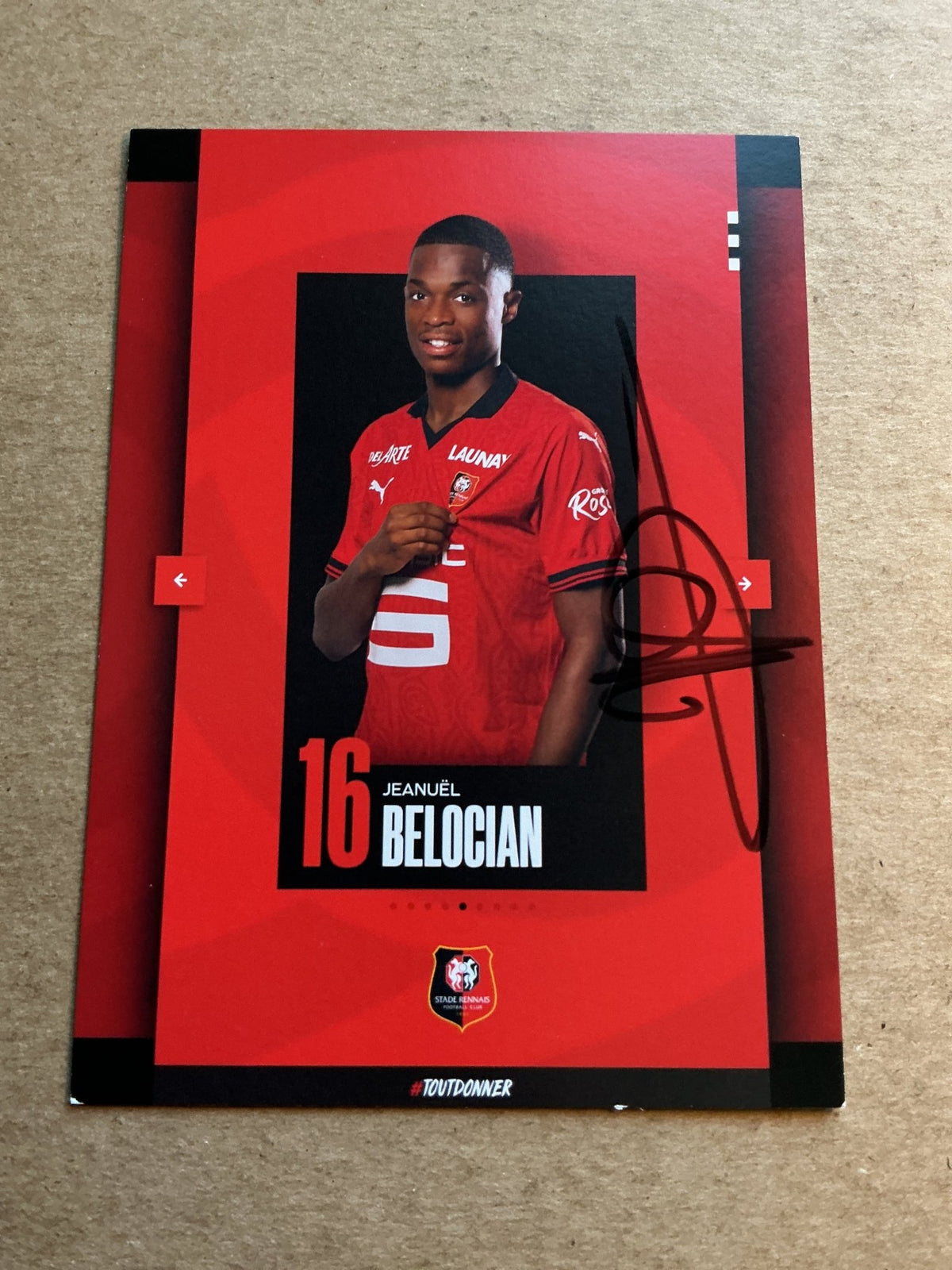 Jeanuel Belocian, France 🇫🇷 Stade Rennes FC 2023/24 hand signed - Autographs-World