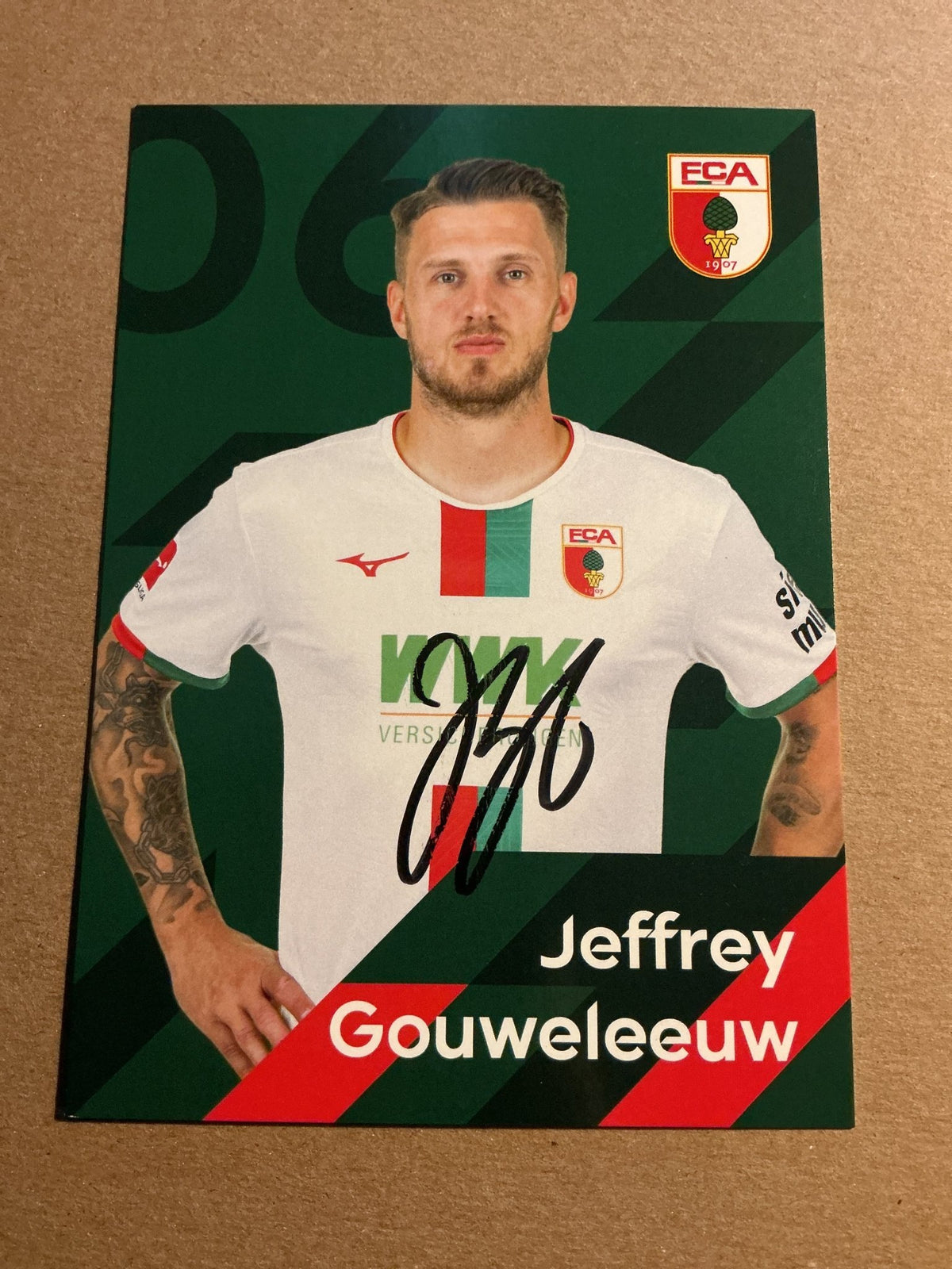 Jeffrey Gouweleeuw, Netherlands 🇳🇱 FC Augsburg 2023/24 hand signed - Autographs-World