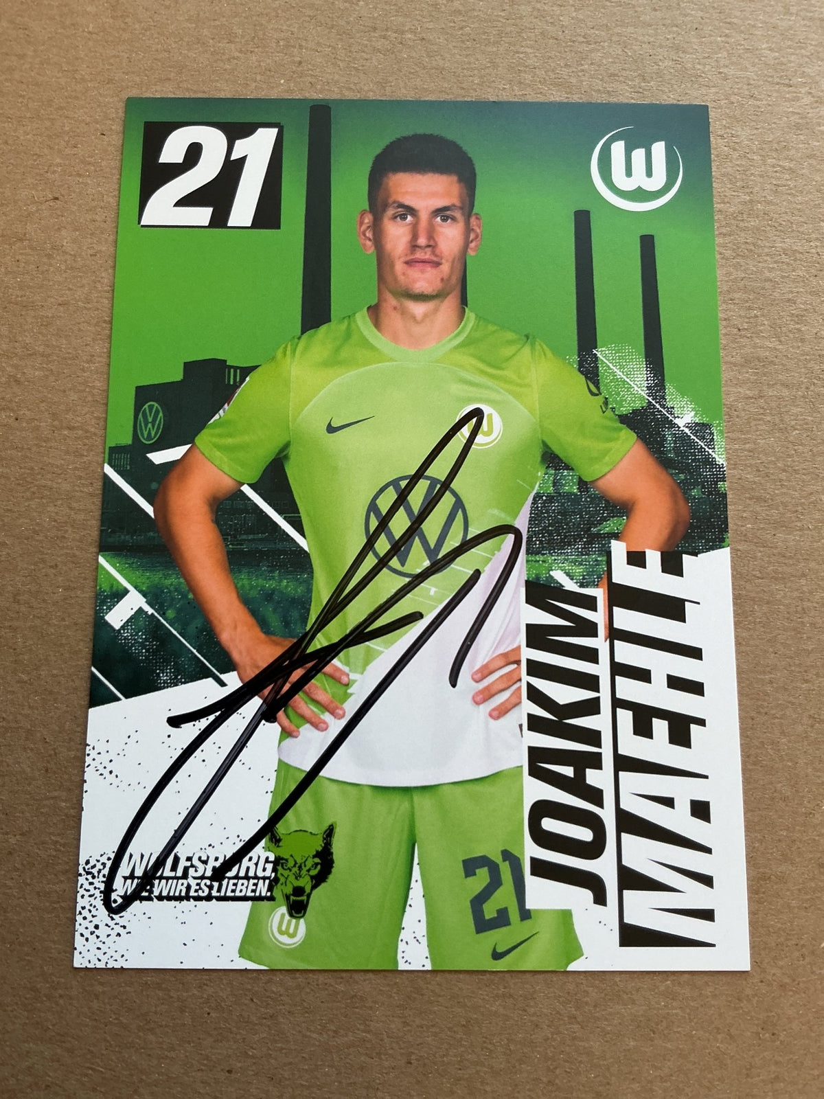 Joakim Mæhle, Denmark 🇩🇰 VfL Wolfsburg 2023/24 hand signed - Autographs-World