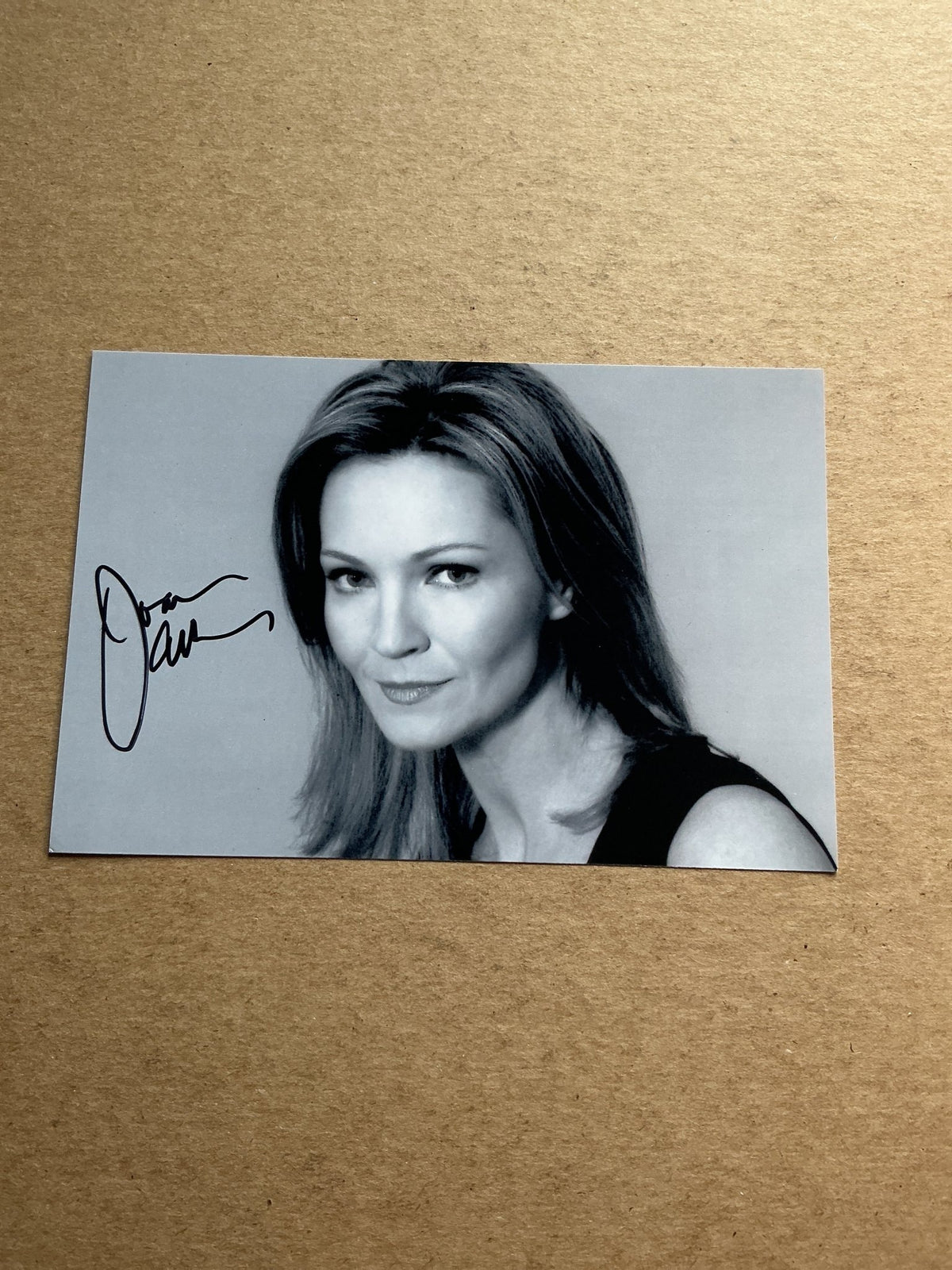 Joan Allen, USA 🇺🇸 Actress hand signed - Autographs-World