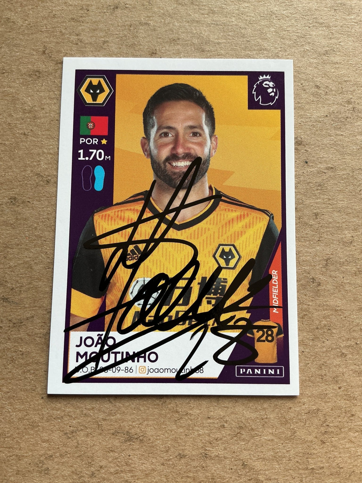 João Moutinho, Portugal 🇵🇹 Wolverhampton Wanderers 2021 Panini hand signed - Autographs-World