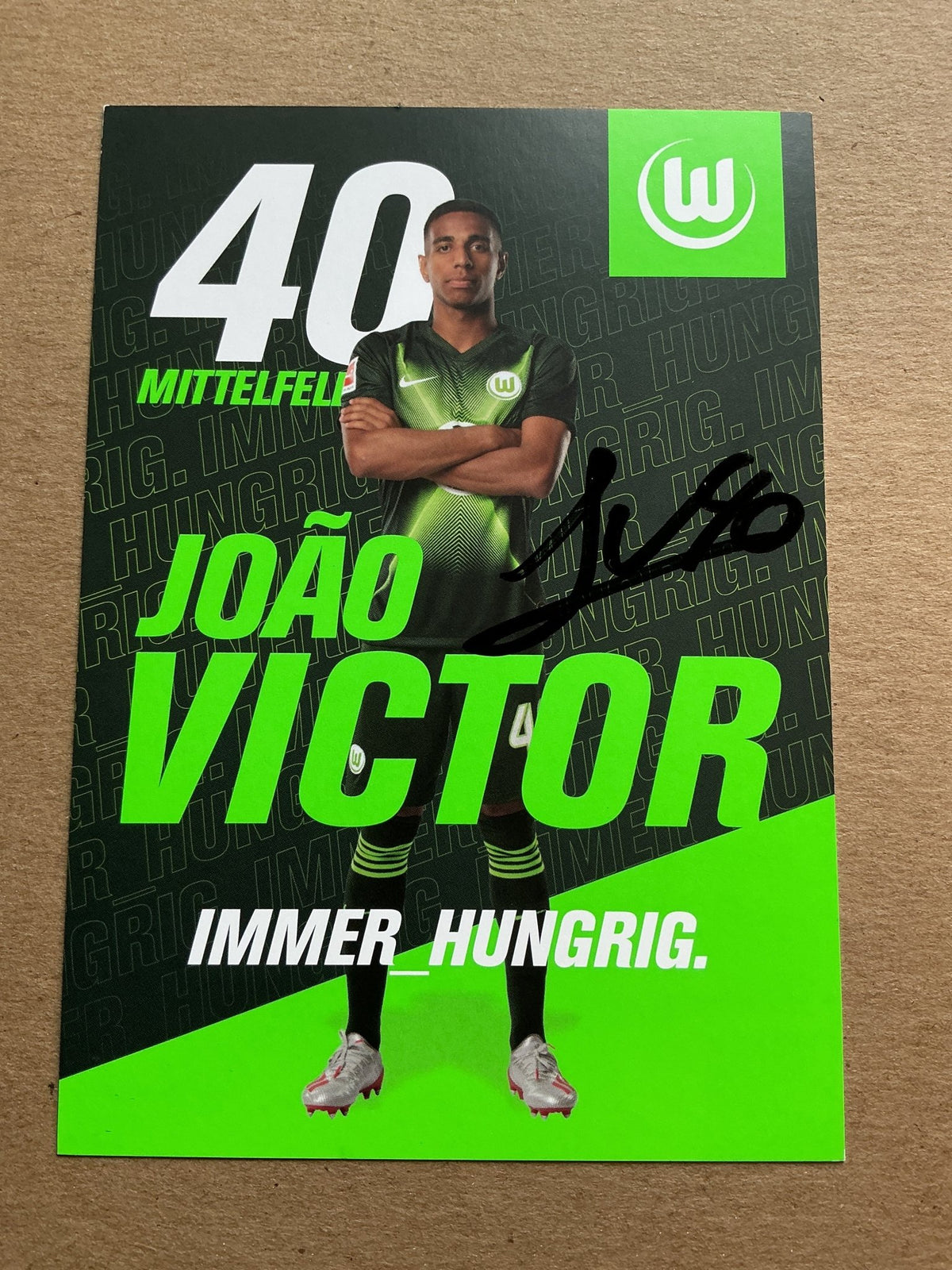 João Victor, Brazil 🇧🇷 VfL Wolfsburg 2019/20 hand signed - Autographs-World
