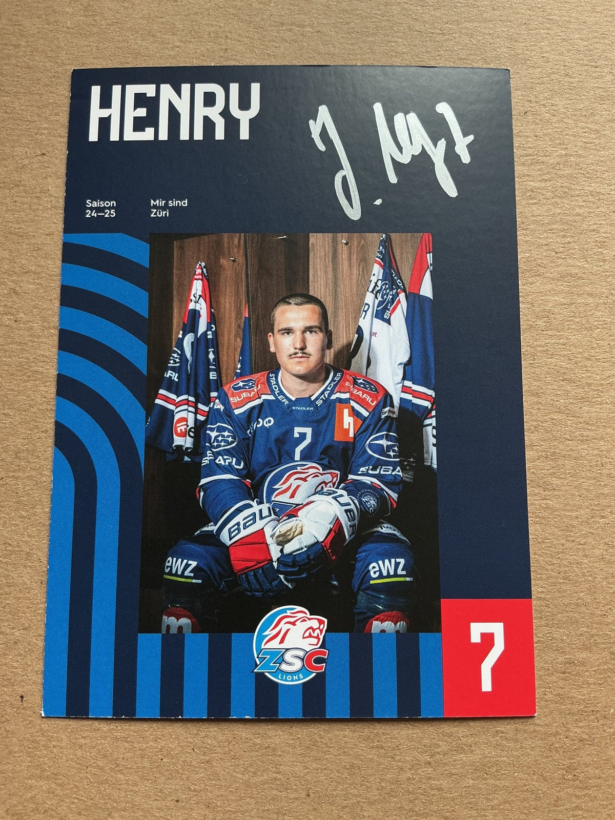 Joel Henry, Switzerland 🇨🇭 ZSC Lions 2024/25 hand signed - Autographs-World