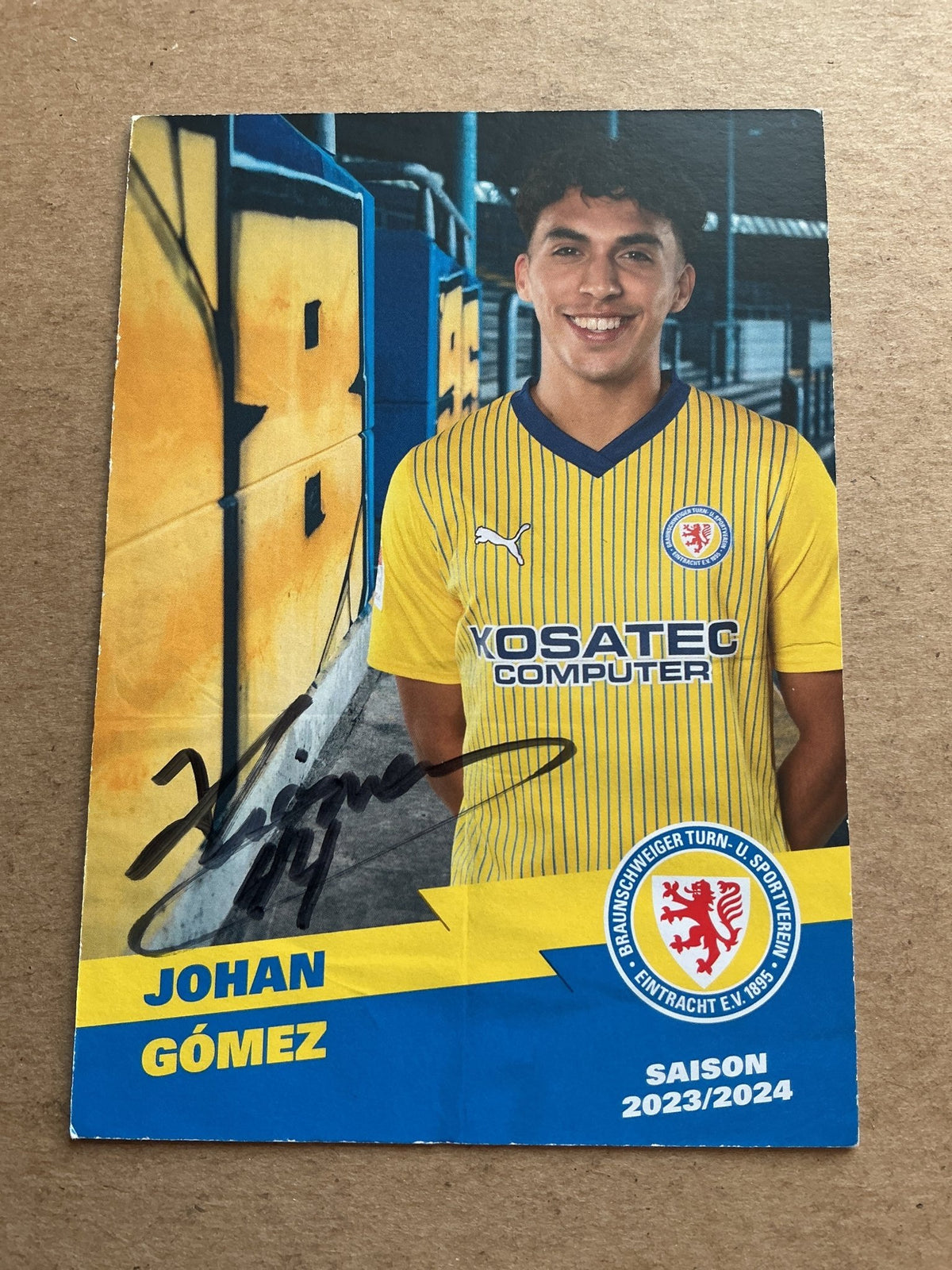 Johan Gomez, USA 🇺🇸 Eintracht Braunschweig 2023/24 hand signed - Autographs-World