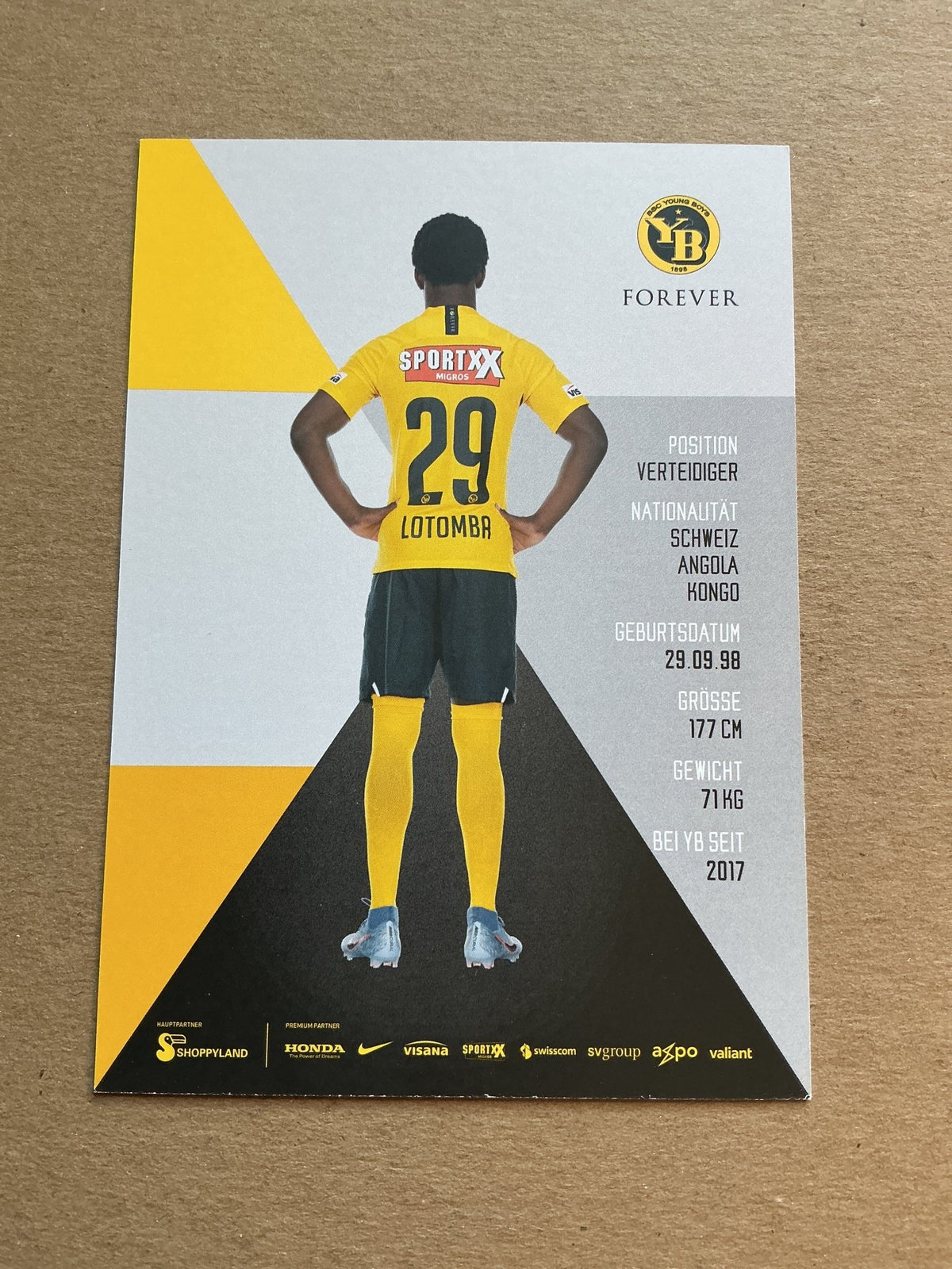 Jordan Lotomba, Switzerland 🇨🇭 Young Boys Bern 2019/20 hand signed - Autographs-World