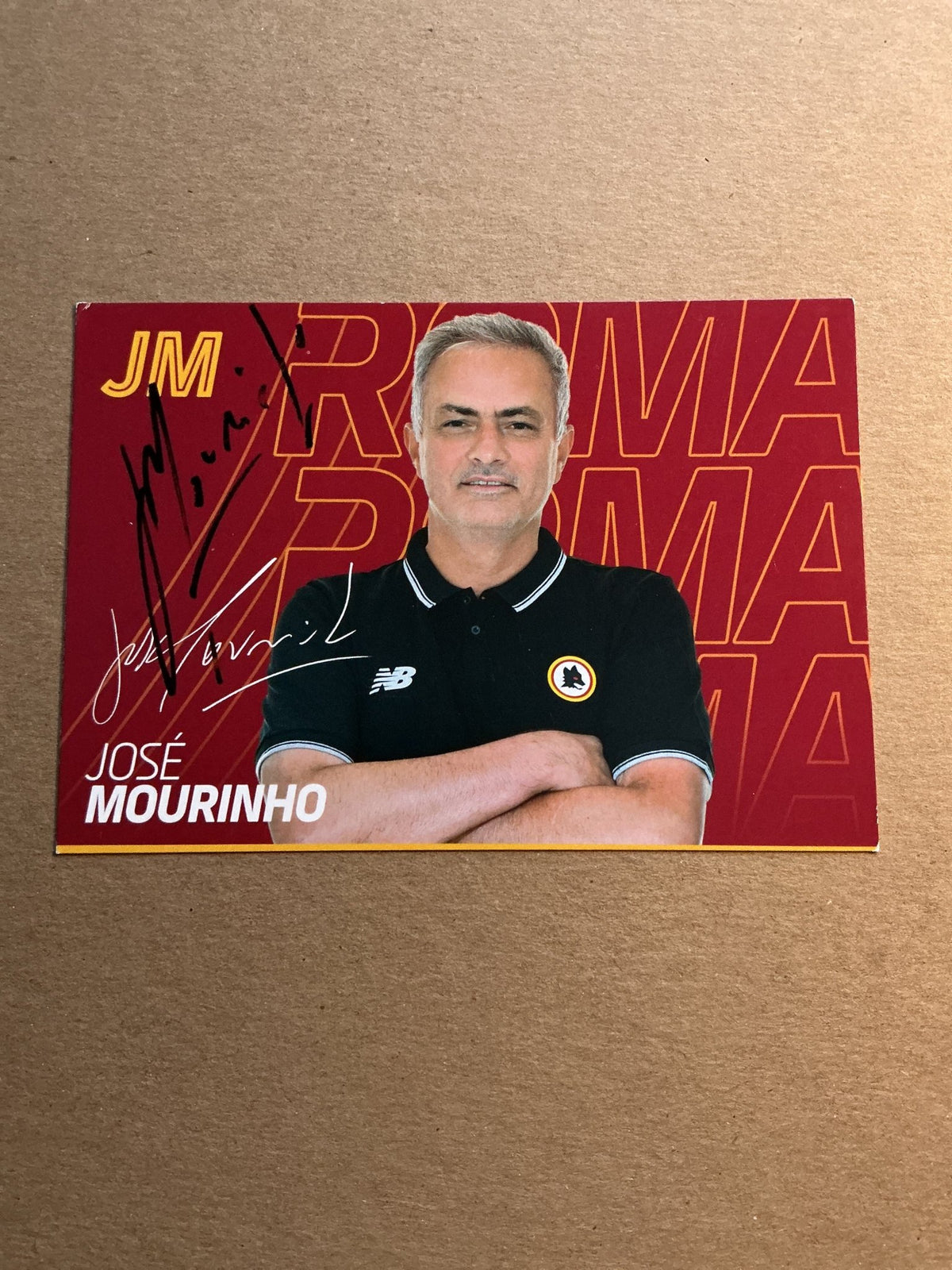 José Mourinho, Portugal 🇵🇹 AS Roma 2021/22 hand signed - Autographs-World