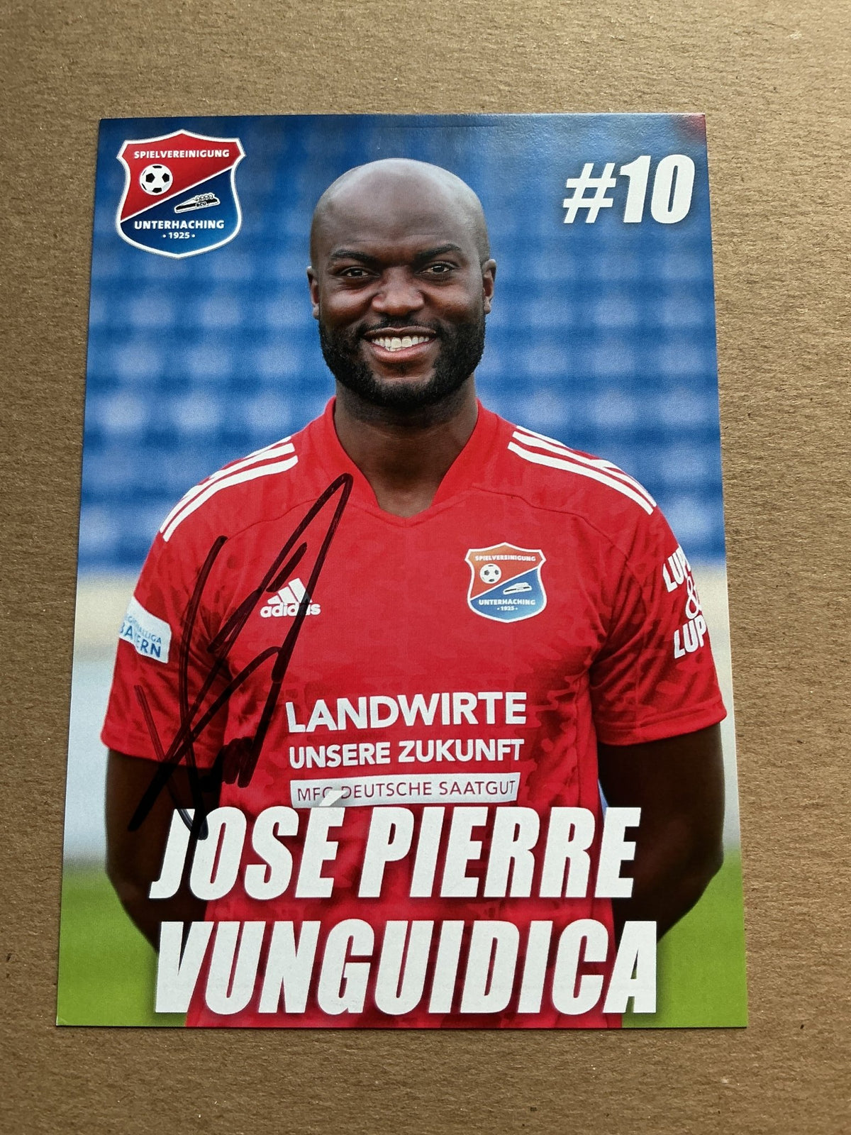 José Pierre Vunguidica, Angola 🇦🇴 SpVgg Unterhaching 2021/22 hand signed - Autographs-World