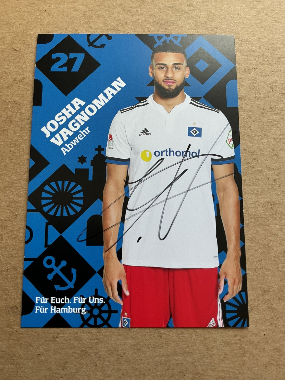 Josha Vagnoman, Germany 🇩🇪 Hamburger SV 2021/22 hand signed - Autographs-World