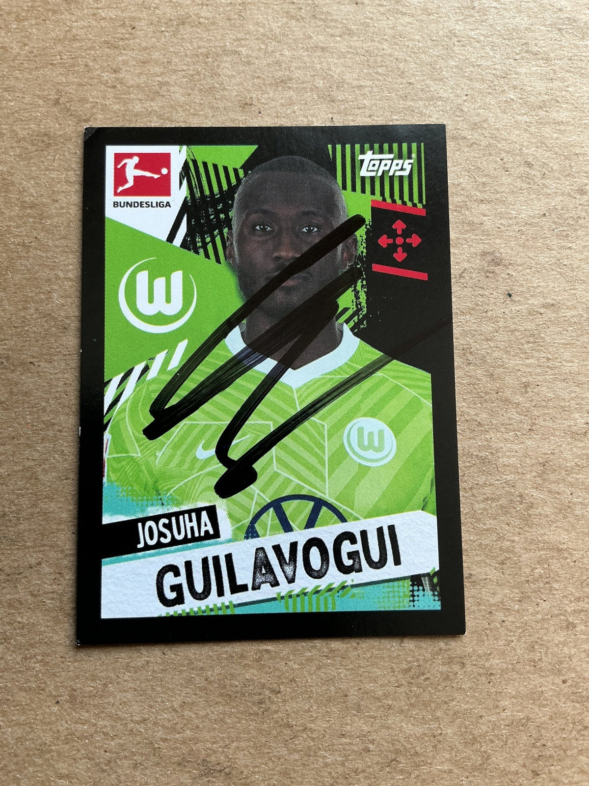 Joshua Guilavogui, France 🇫🇷 VfL Wolfsburg 2021/22 Topps hand signed - Autographs-World