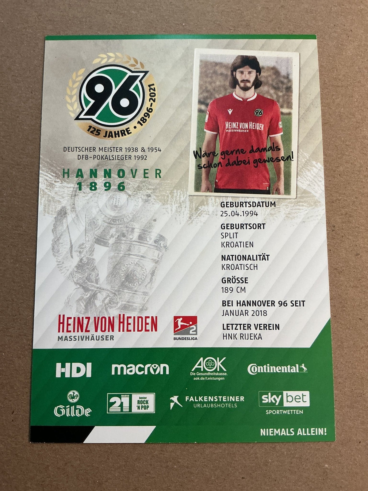 Josip Elez, Croatia 🇭🇷 Hannover 96 2020/21 hand signed - Autographs-World