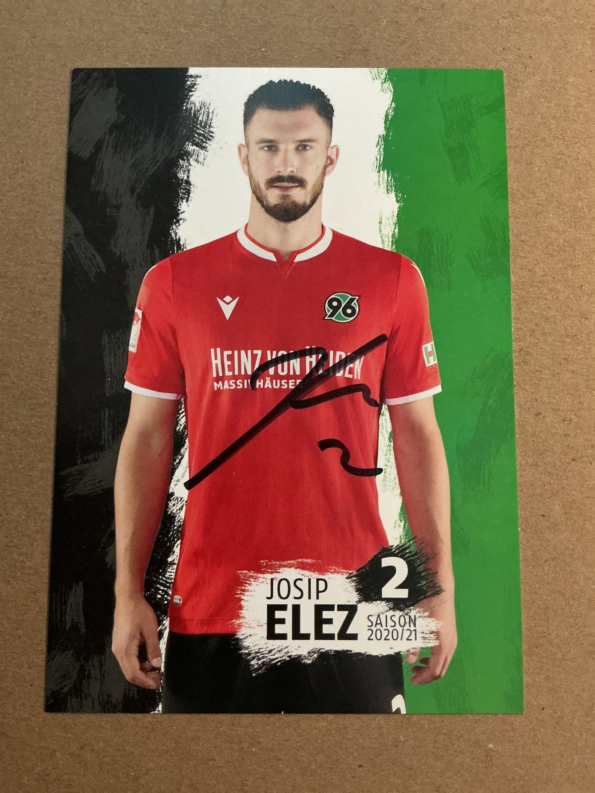 Josip Elez, Croatia 🇭🇷 Hannover 96 2020/21 hand signed - Autographs-World
