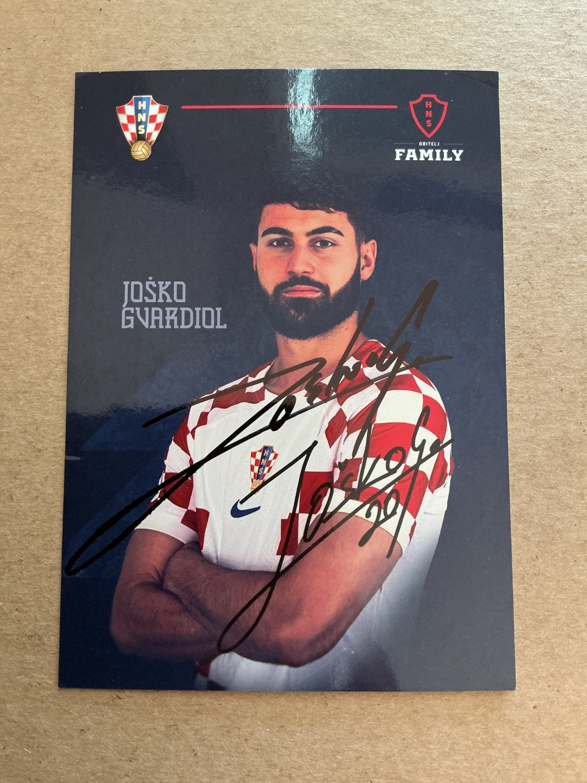 Josko Gvardiol, Croatia 🇭🇷 FIFA World Cup 2022 hand signed - Autographs-World