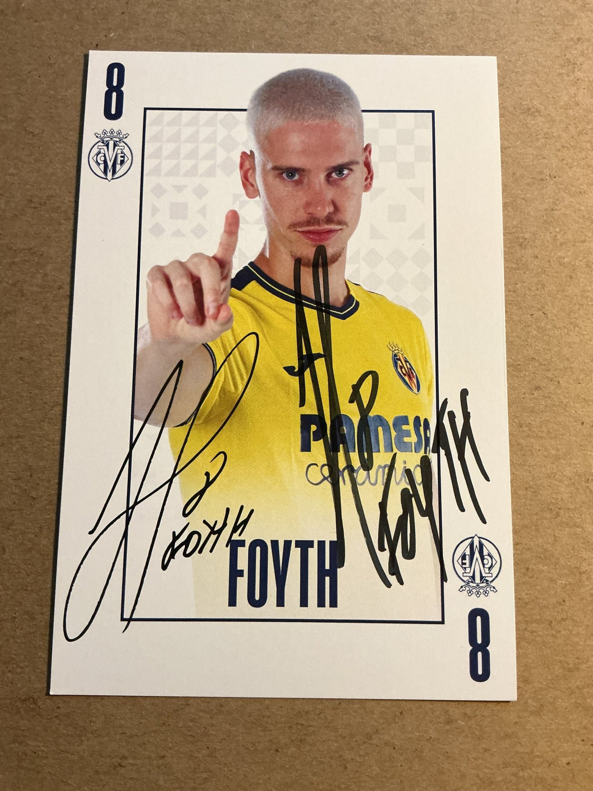 Juan Foyth, Argentina 🇦🇷 Villarreal CF 2024/25 hand signed - Autographs-World