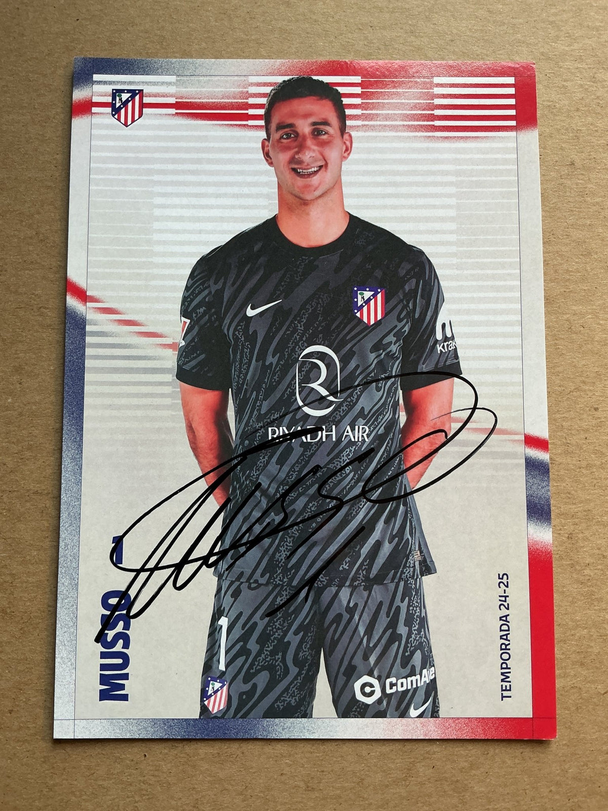Juan Musso, Argentina 🇦🇷 Atletico Madrid 2024/25 hand signed - Autographs-World