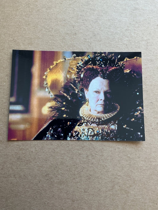 Judi Dench, England 🏴󠁧󠁢󠁥󠁮󠁧󠁿 Actress hand signed - Autographs-World