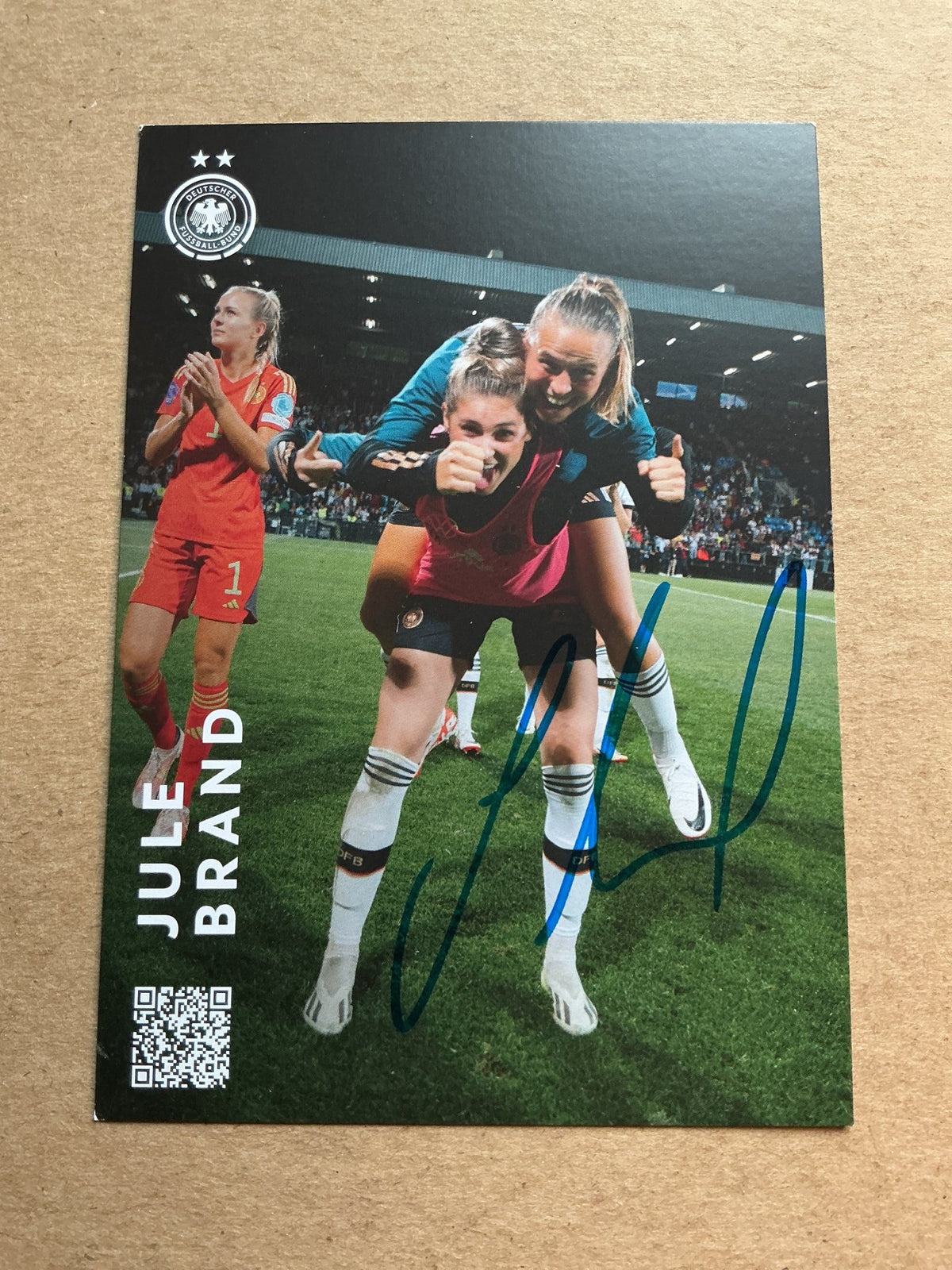 Jule Brand, Germany 🇩🇪 Summer Olympics 2024 hand signed - Autographs-World