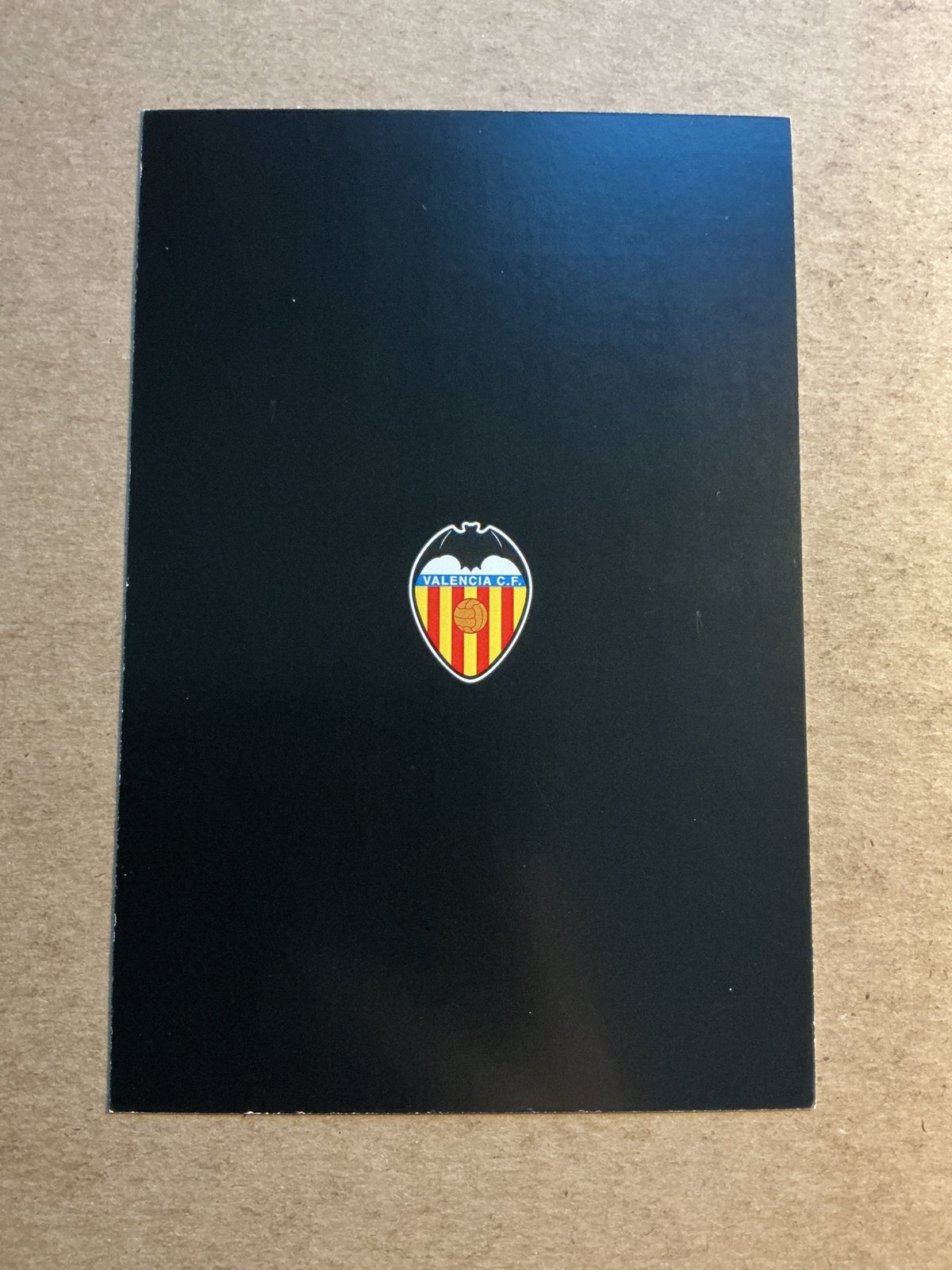 Julen Agirrezabala, Spain 🇪🇸 Valencia CF 2025/26 hand signed - Autographs-World