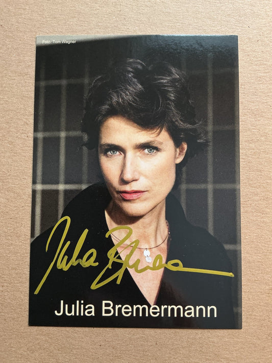 Julia Bremermann, Germany 🇩🇪 Actress 2024 hand signed - Autographs-World