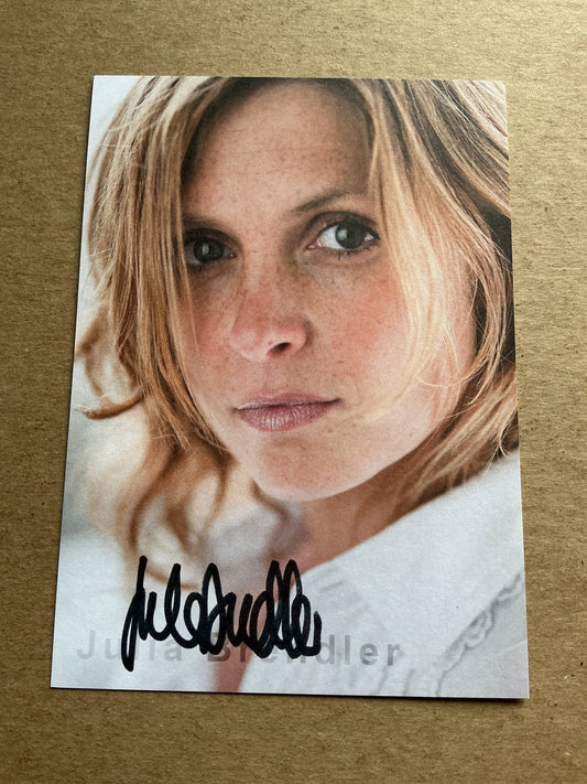 Julia Brendler, Germany 🇩🇪 Actress hand signed - Autographs-World
