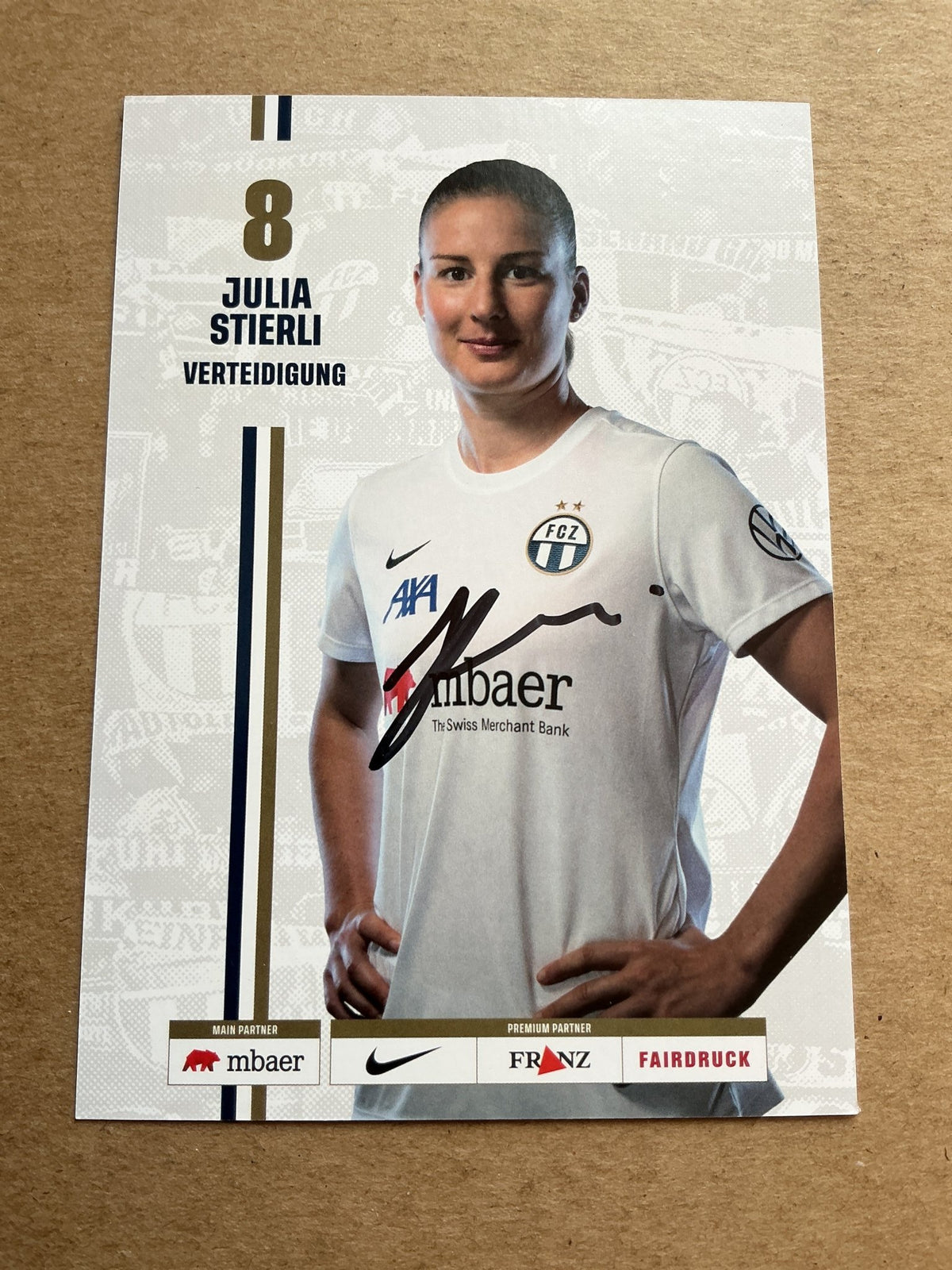 Julia Stierli, Switzerland 🇨🇭 FC Zürich 2023/24 hand signed - Autographs-World