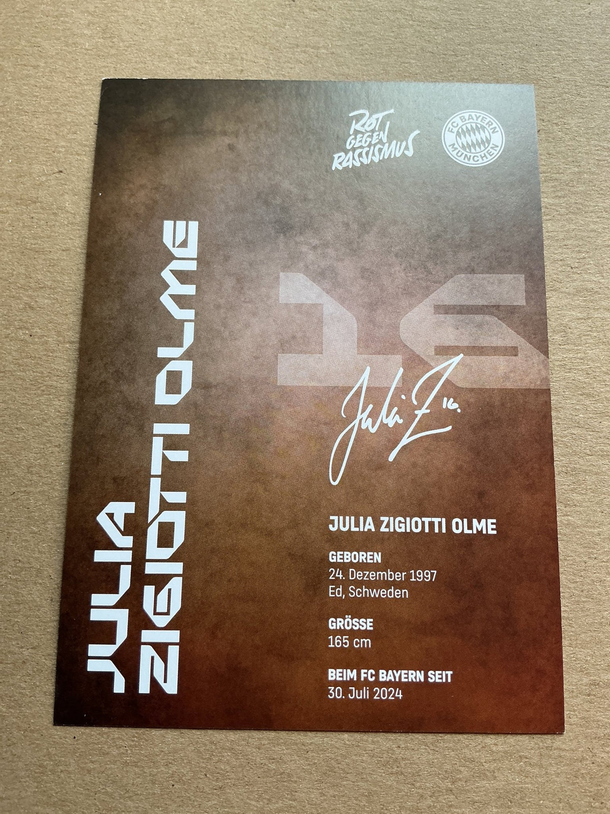 Julia Zigiotti Olme, Sweden 🇸🇪 FC Bayern Munich 2024/25 hand signed - Autographs-World