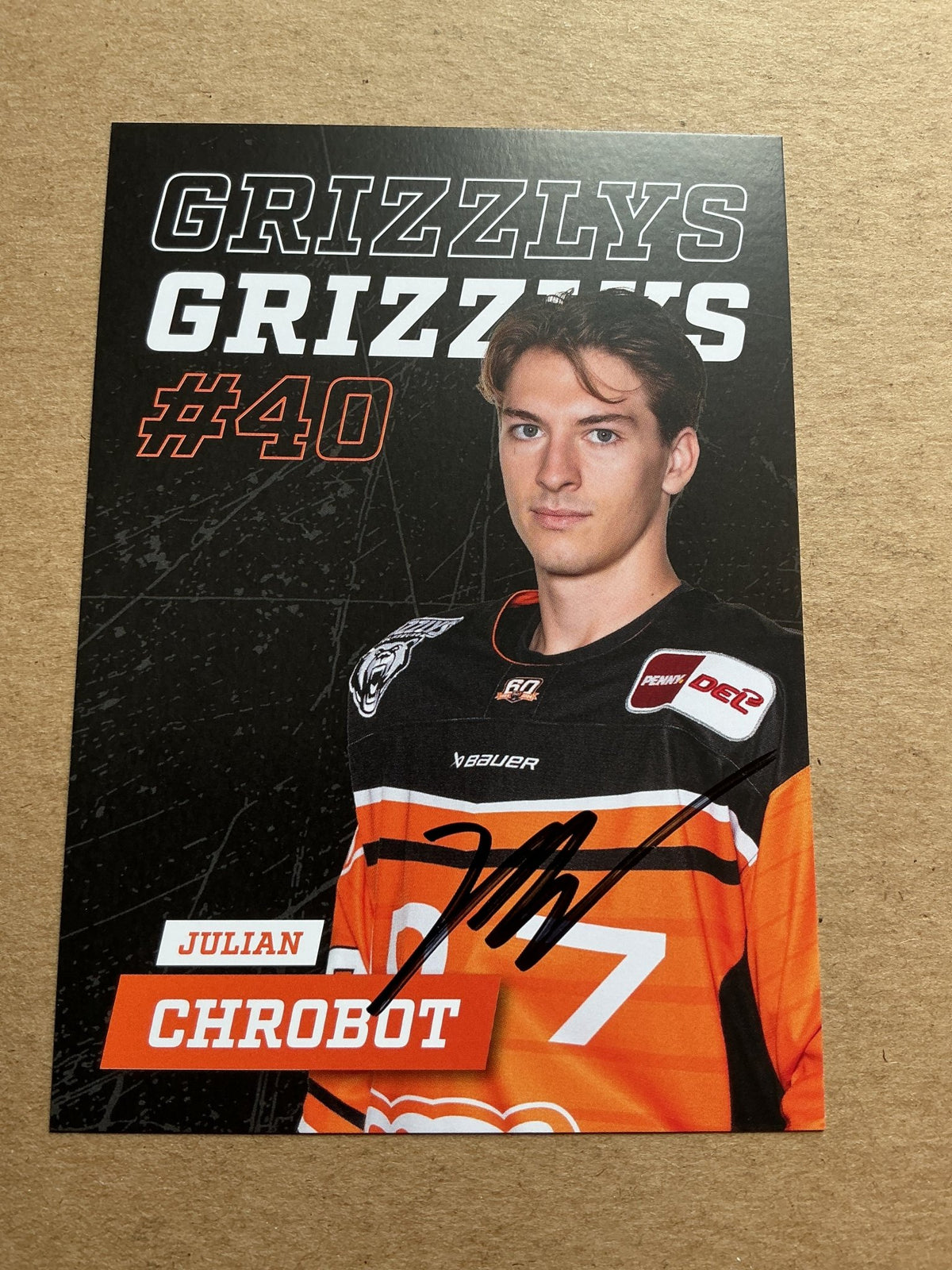 Julian Chrobot, Germany 🇩🇪 Grizzlys Wolfsburg 2024/25 hand signed - Autographs-World