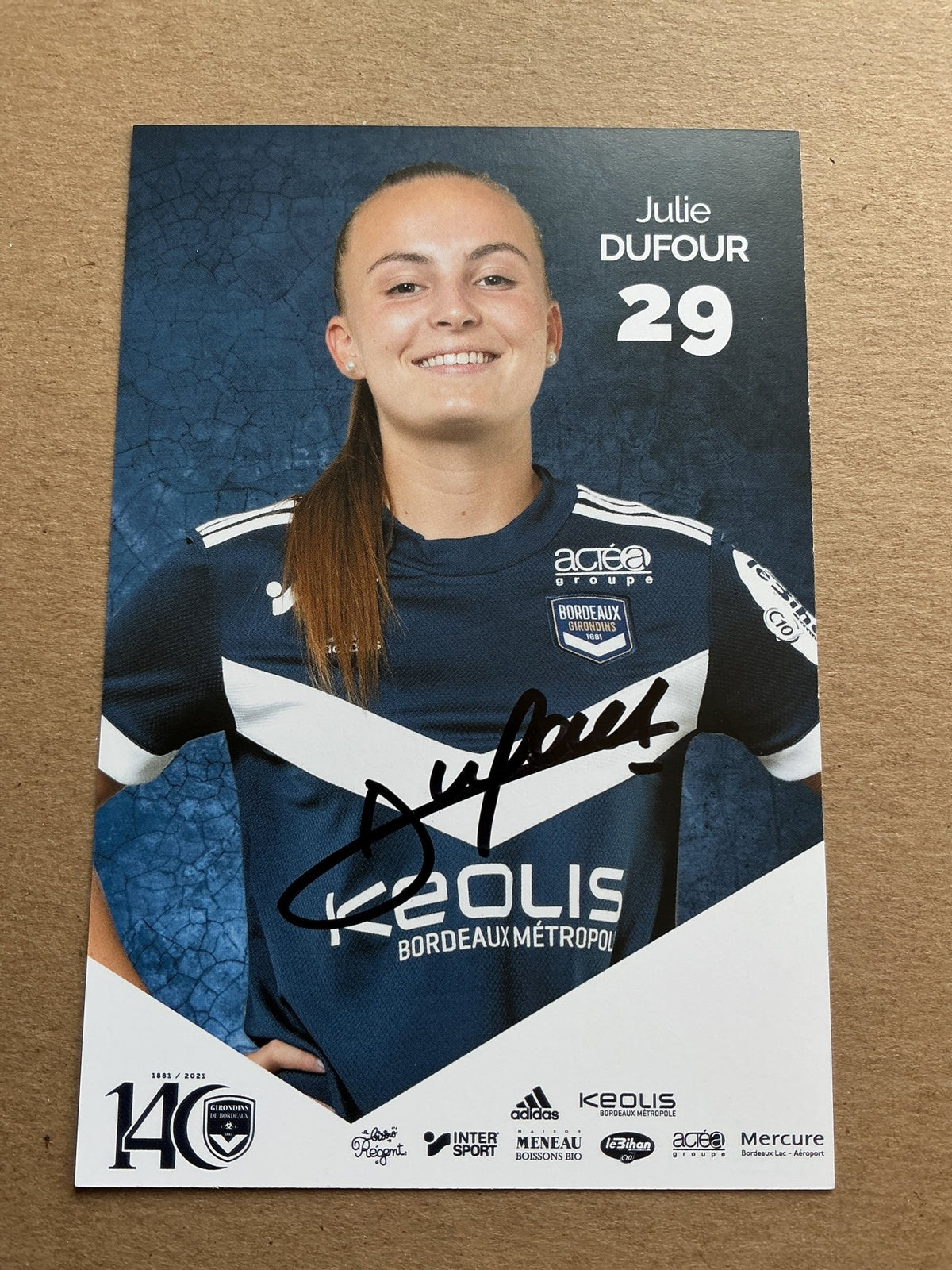 Julie Dufour, France 🇫🇷 Girondins Bordeaux 2021/22 hand signed - Autographs-World