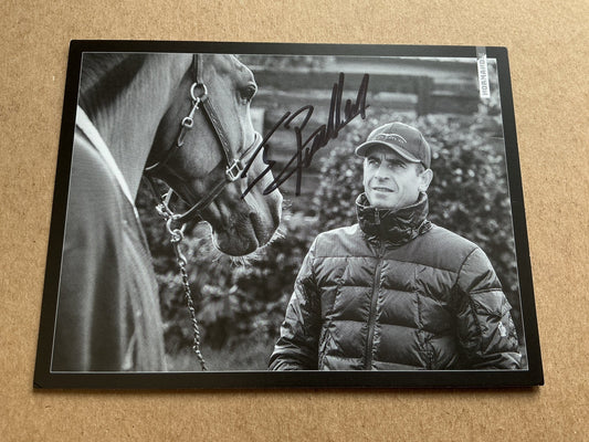 Julien Epaillard, France 🇫🇷 Equestrian Olympics 2024 hand signed - Autographs-World